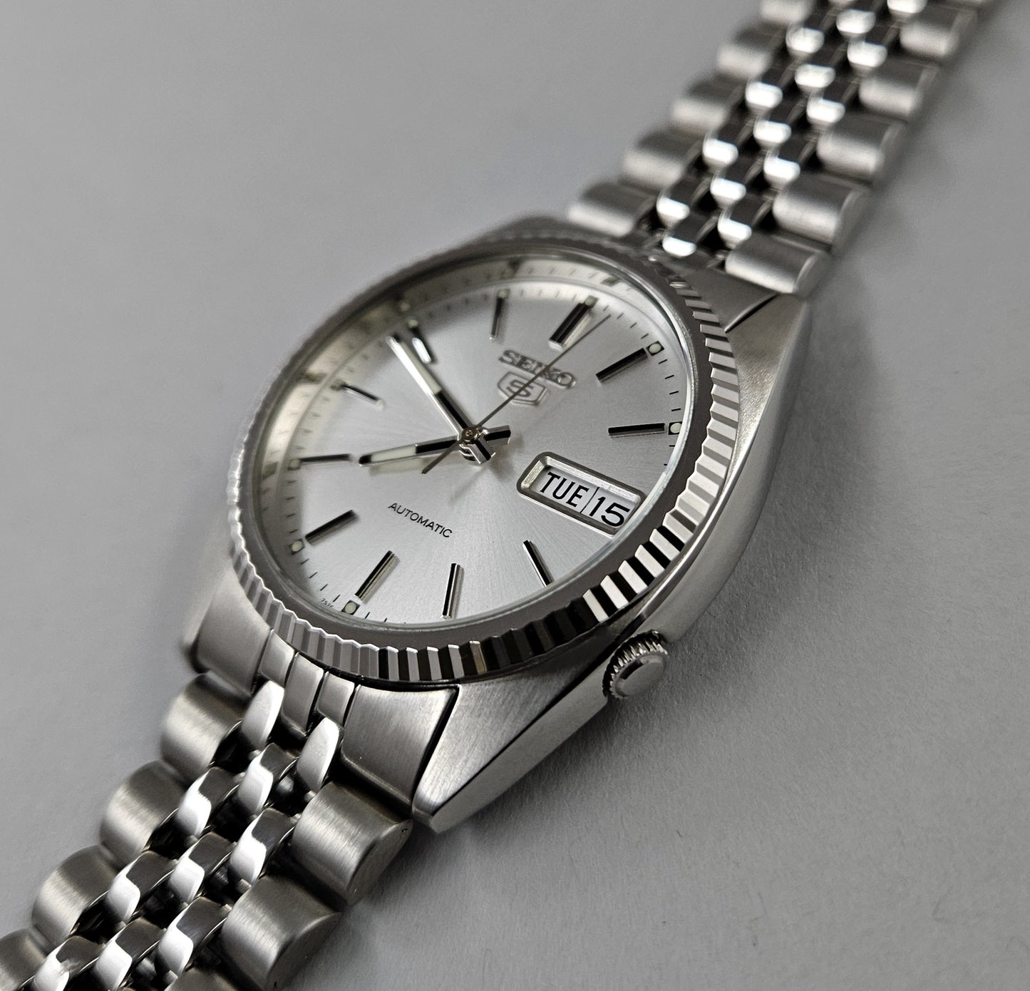 Seiko 5 7S26-0500