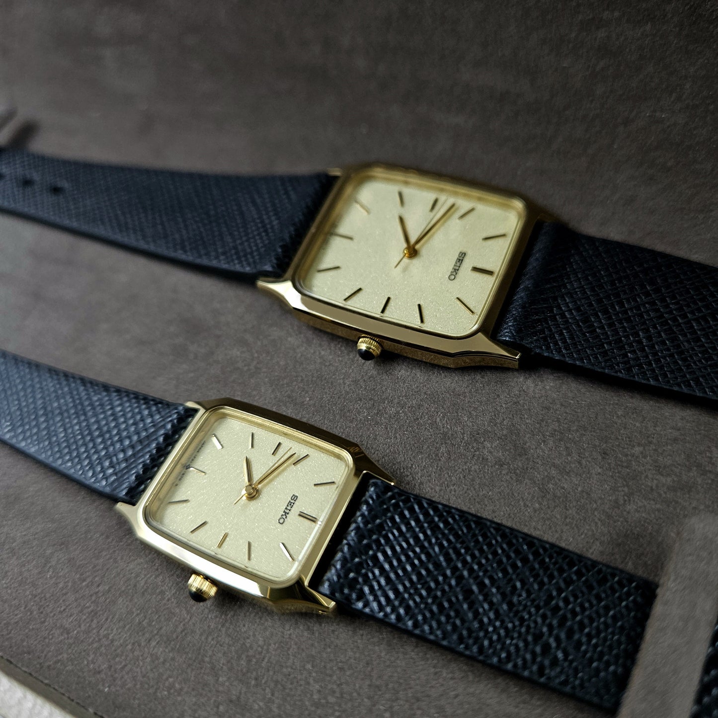 Seiko Dolce Pair Watch 5E31-5A50