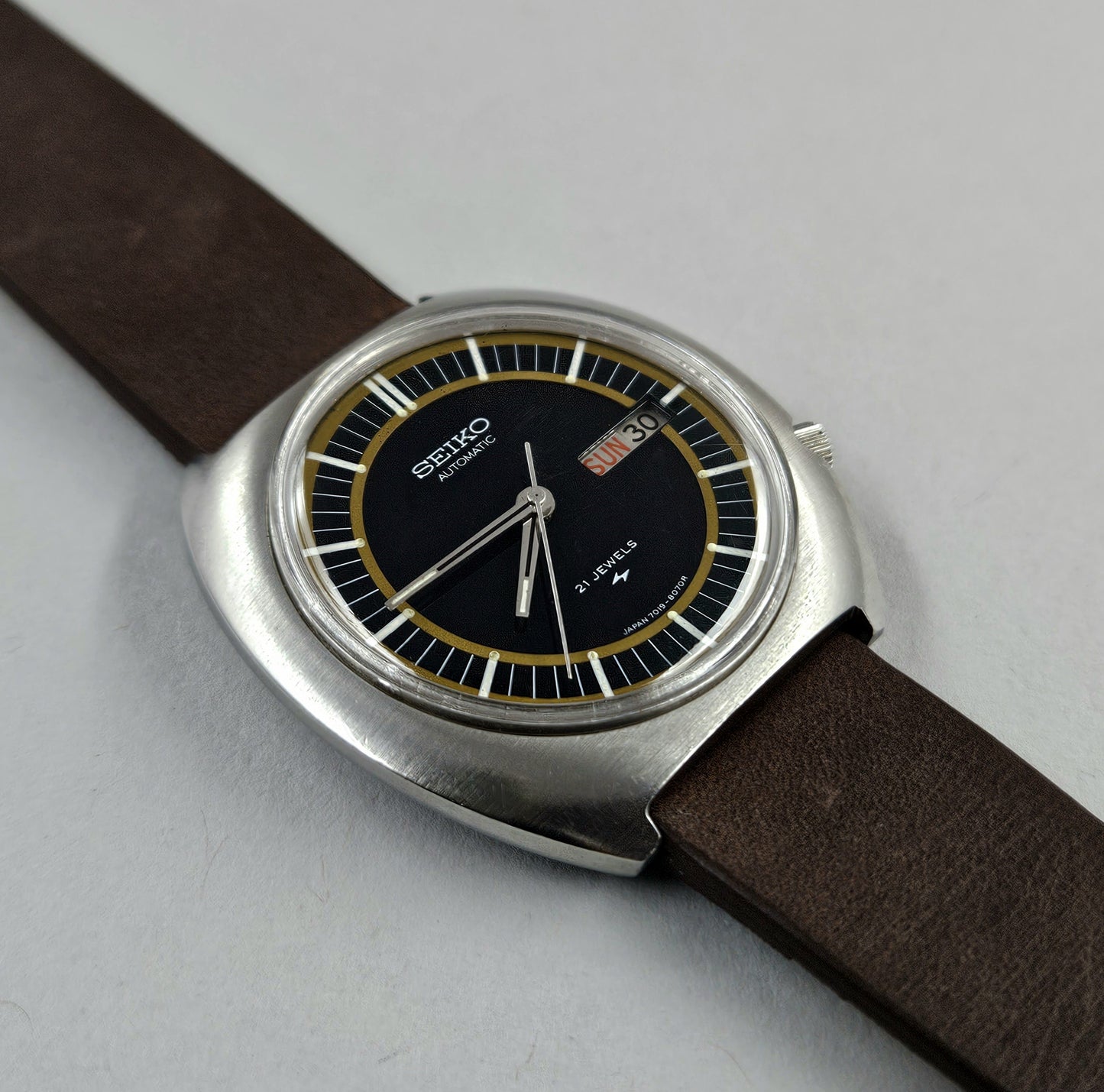 Seiko 7019-8050