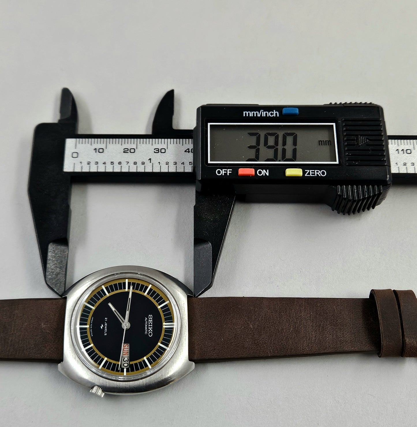 Seiko 7019-8050