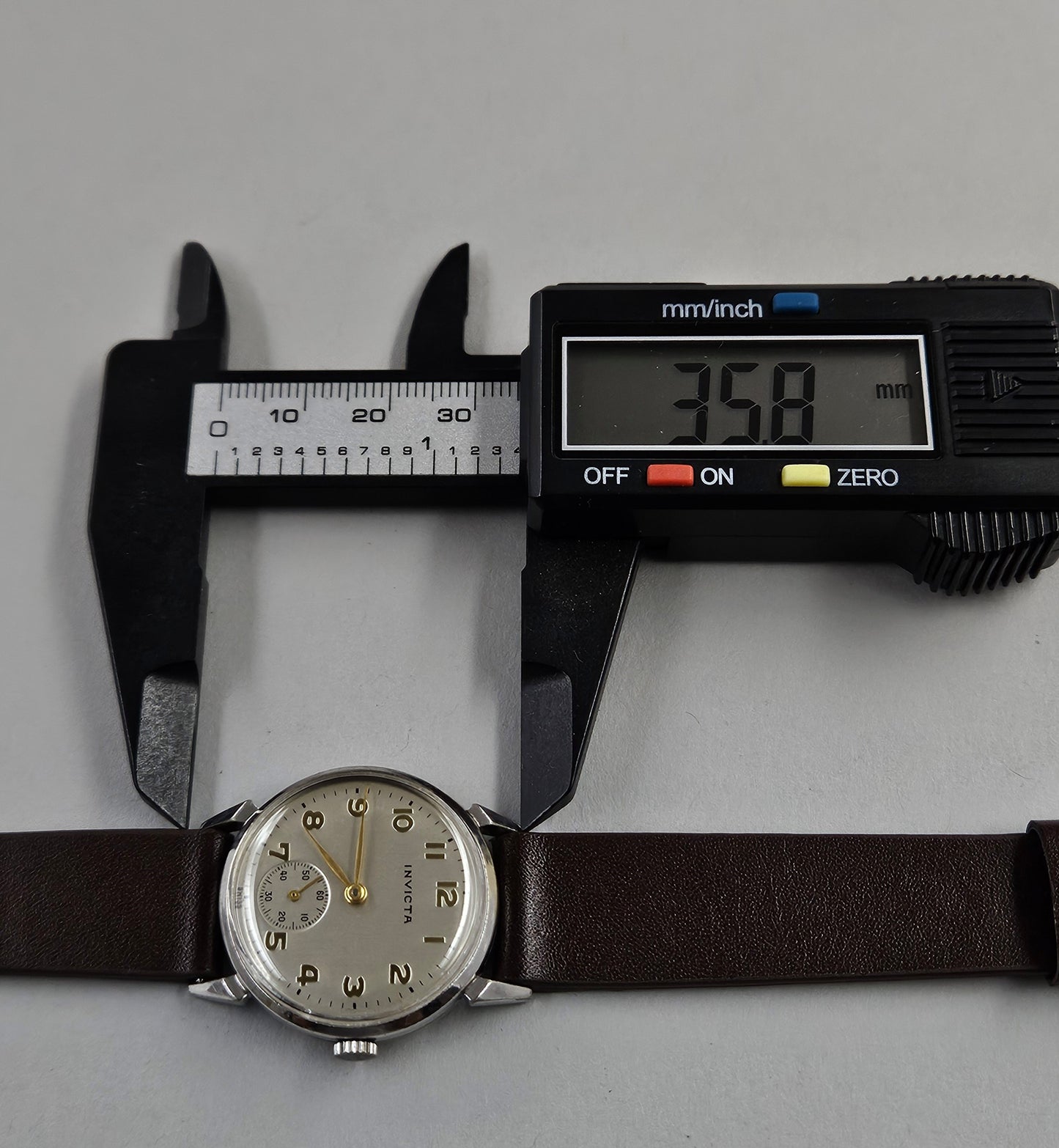 Invicta Military Style AS1215