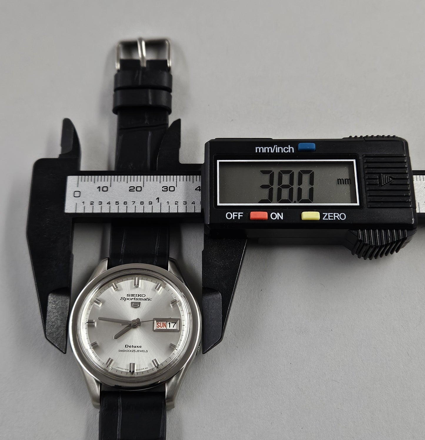 Seiko Sportsmatic 5 Deluxe 7619-9010