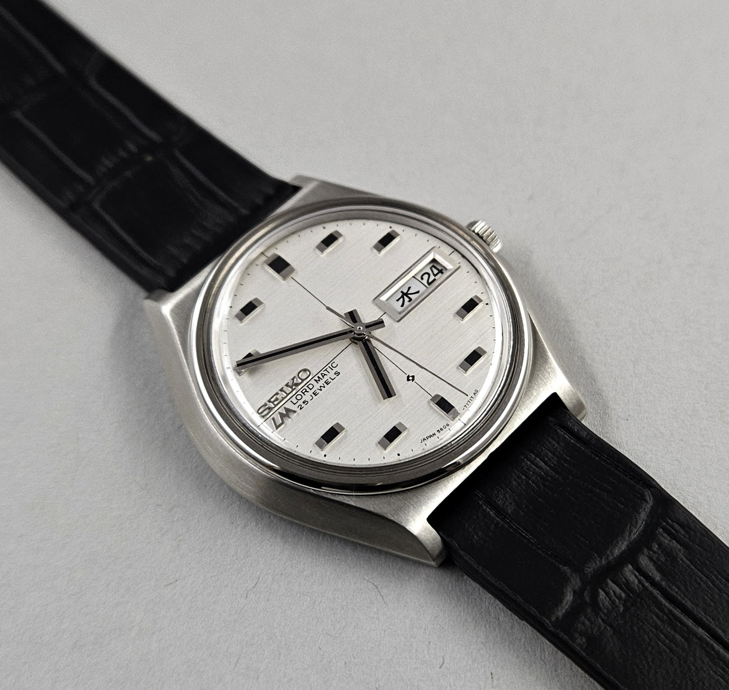 Seiko Lord Matic 5606-7010