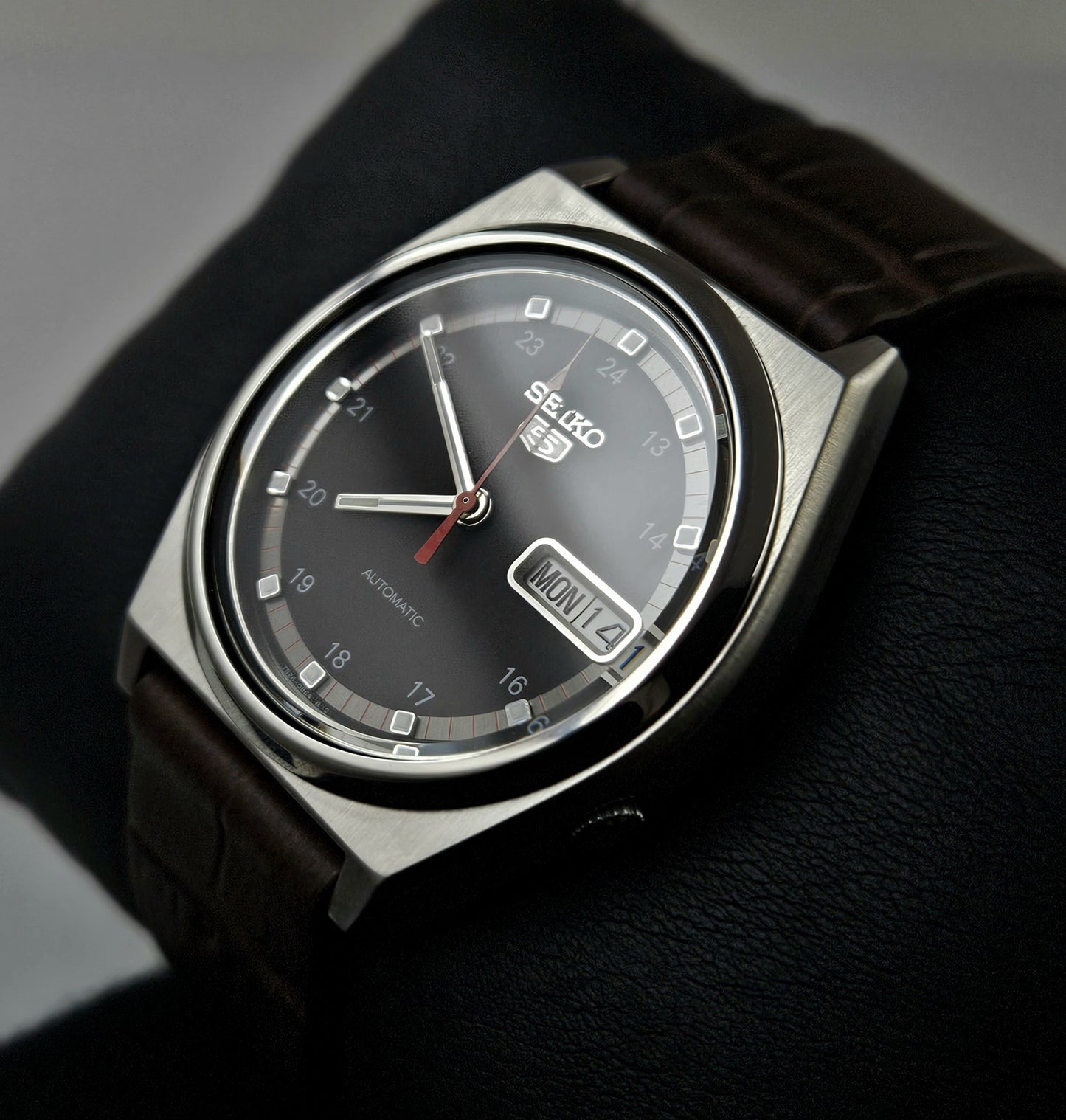 Seiko 5 7S26-8760