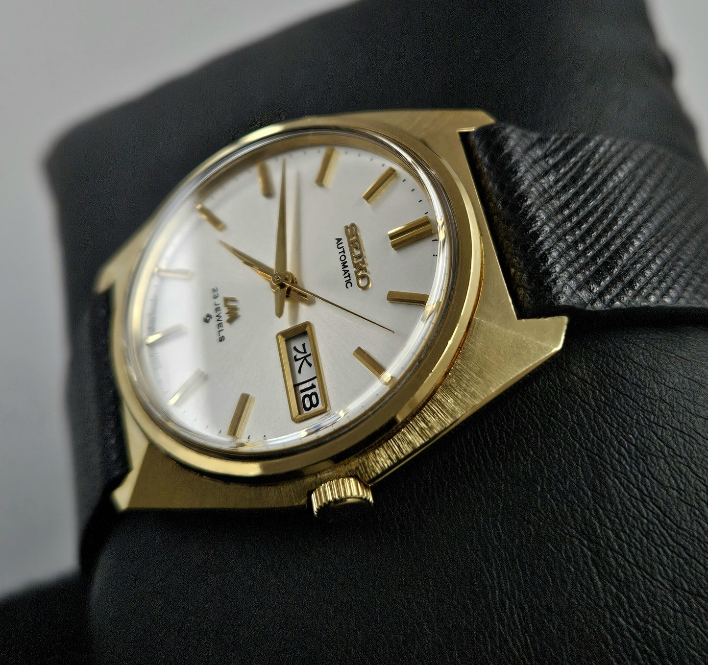 Seiko Lord Matic 5606-7000
