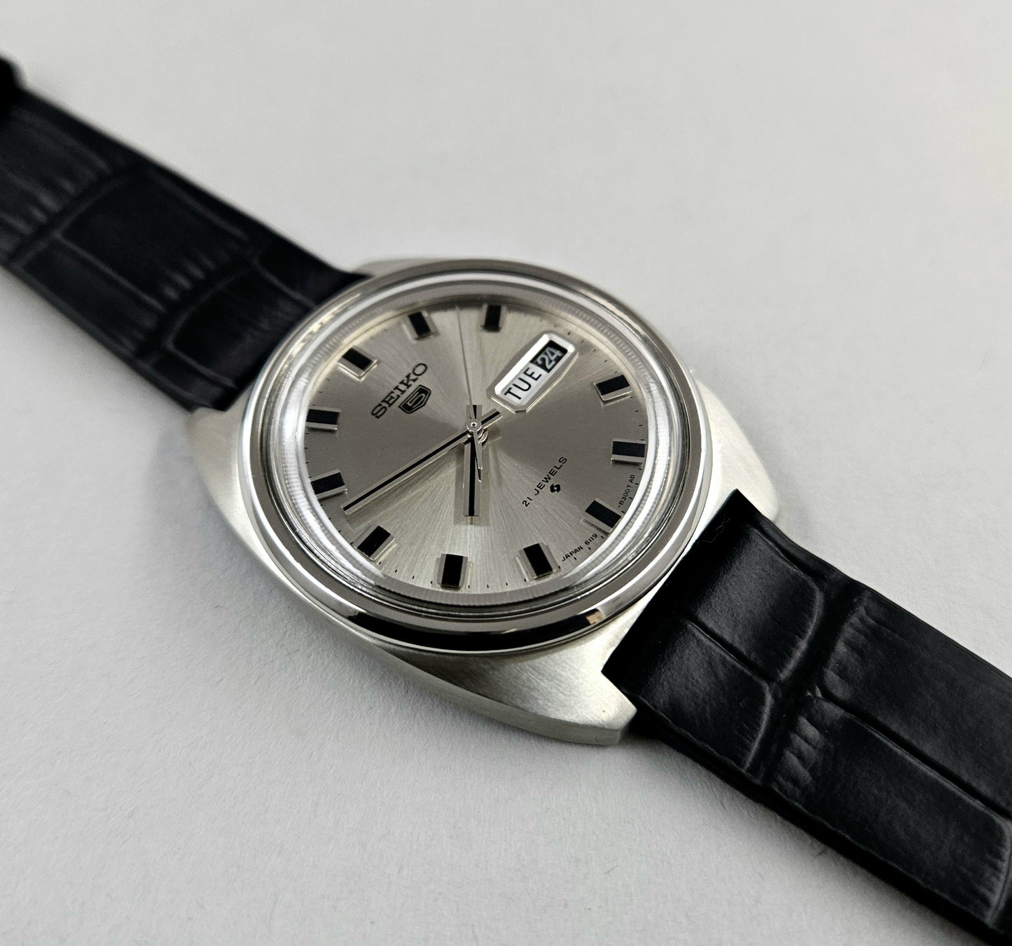 Seiko 5 6119-8250