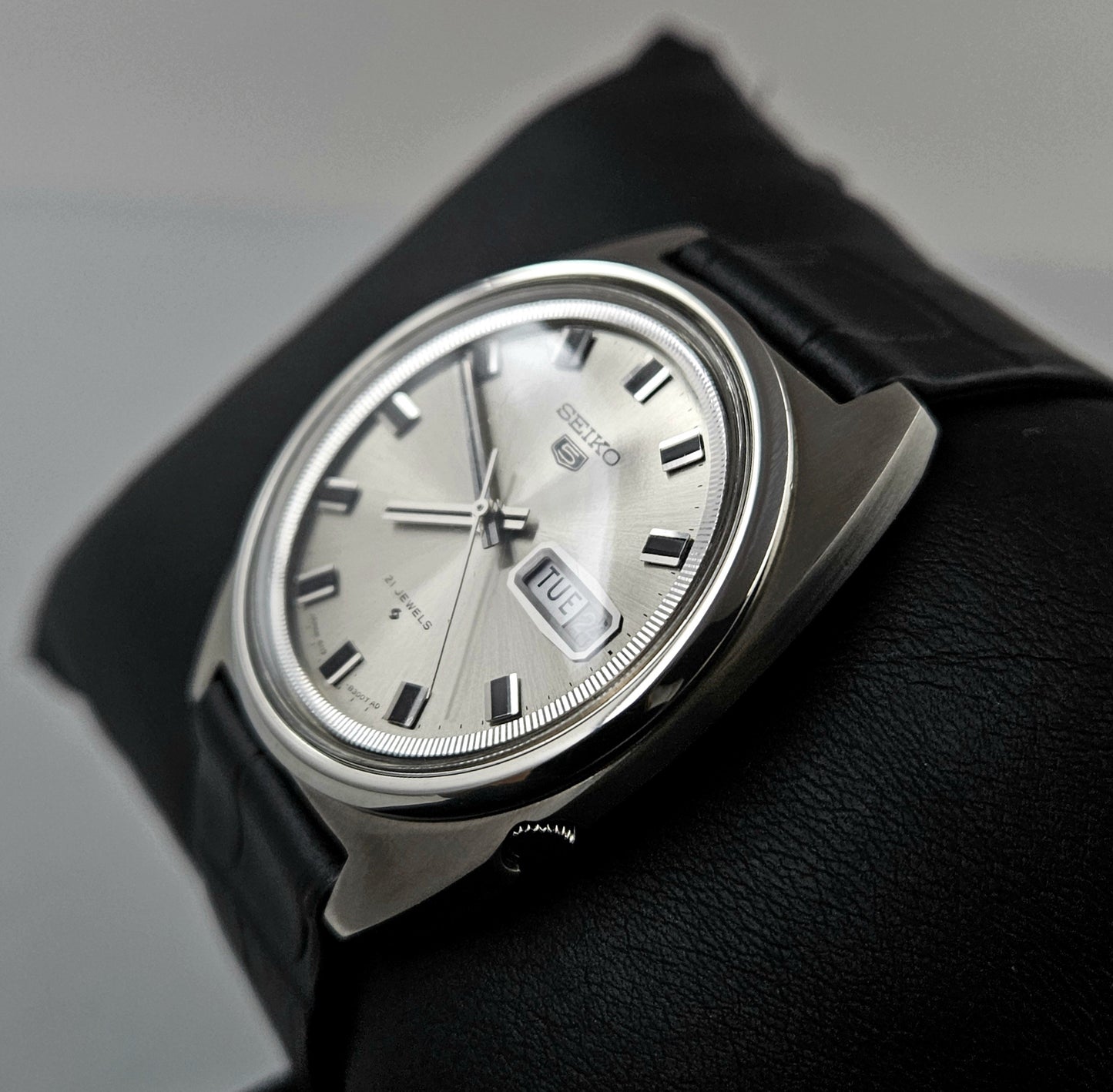 Seiko 5 6119-8250
