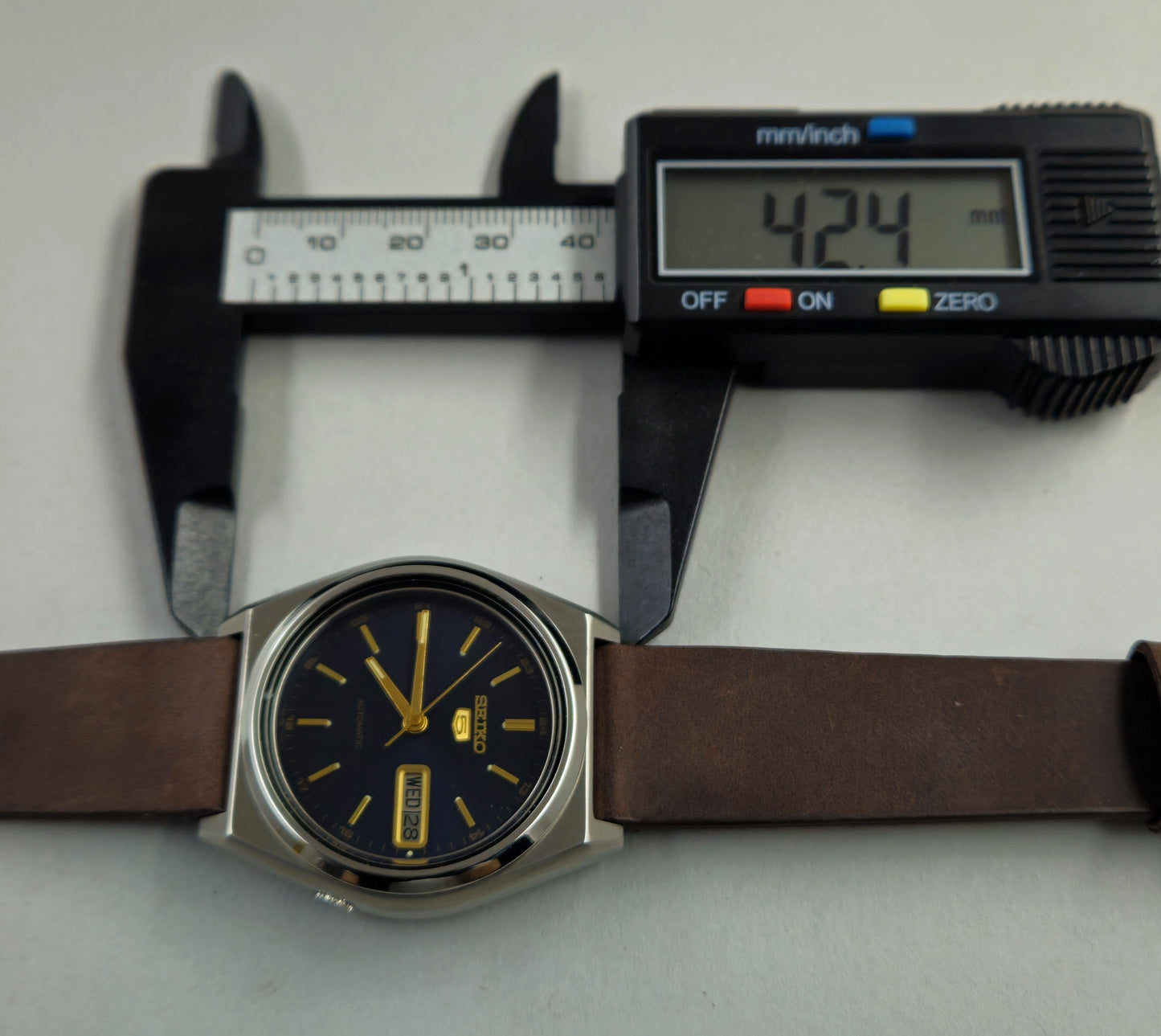 Seiko 5 7009-876A
