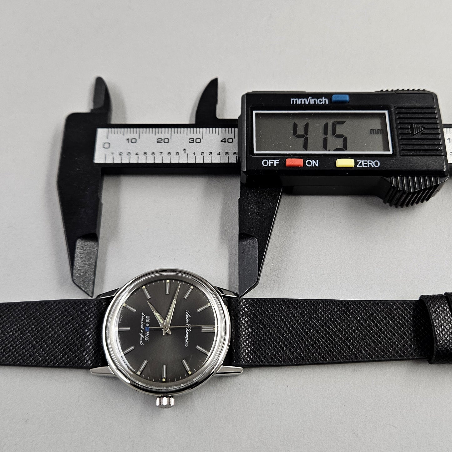 Seiko Champion J13040