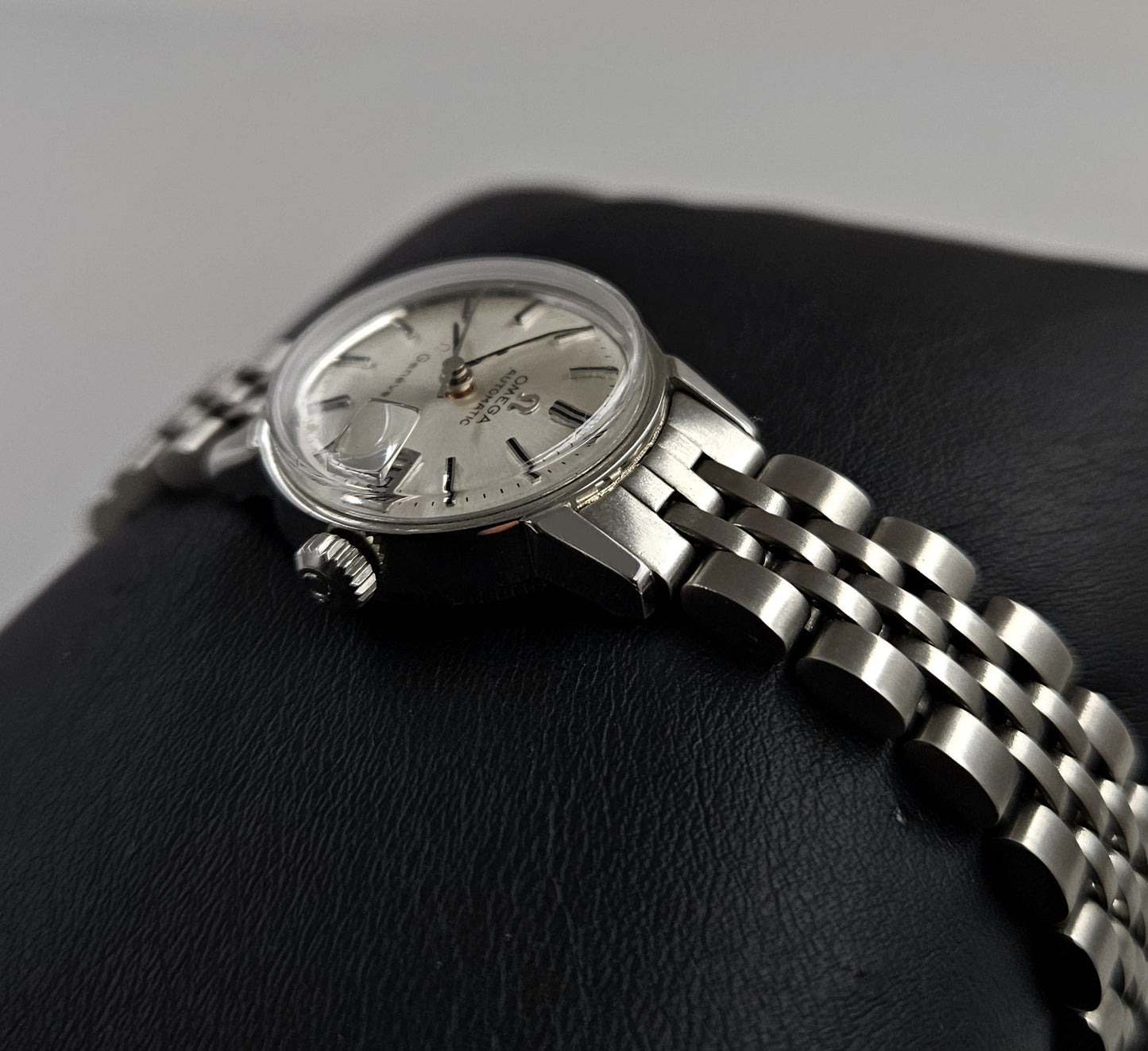 Omega Genève Lady 566.002