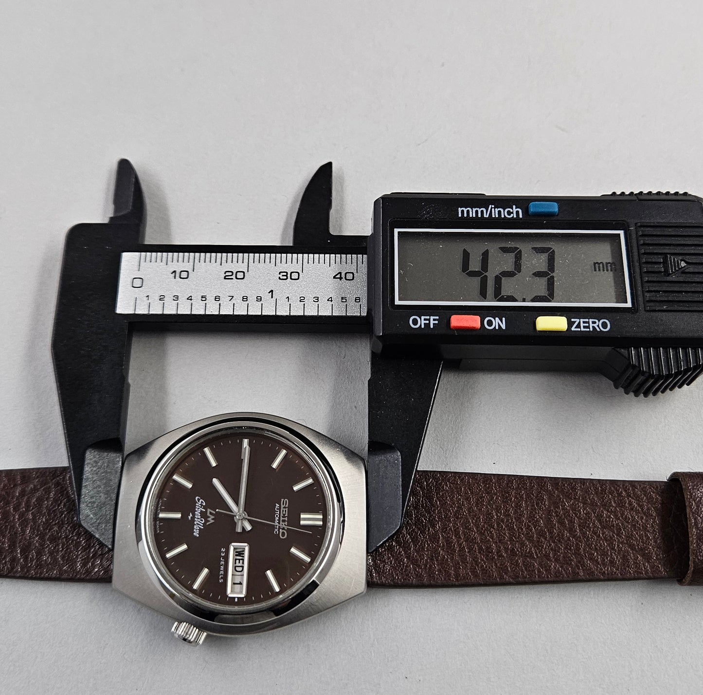 Seiko Lord Matic Silverwave 5216-8040
