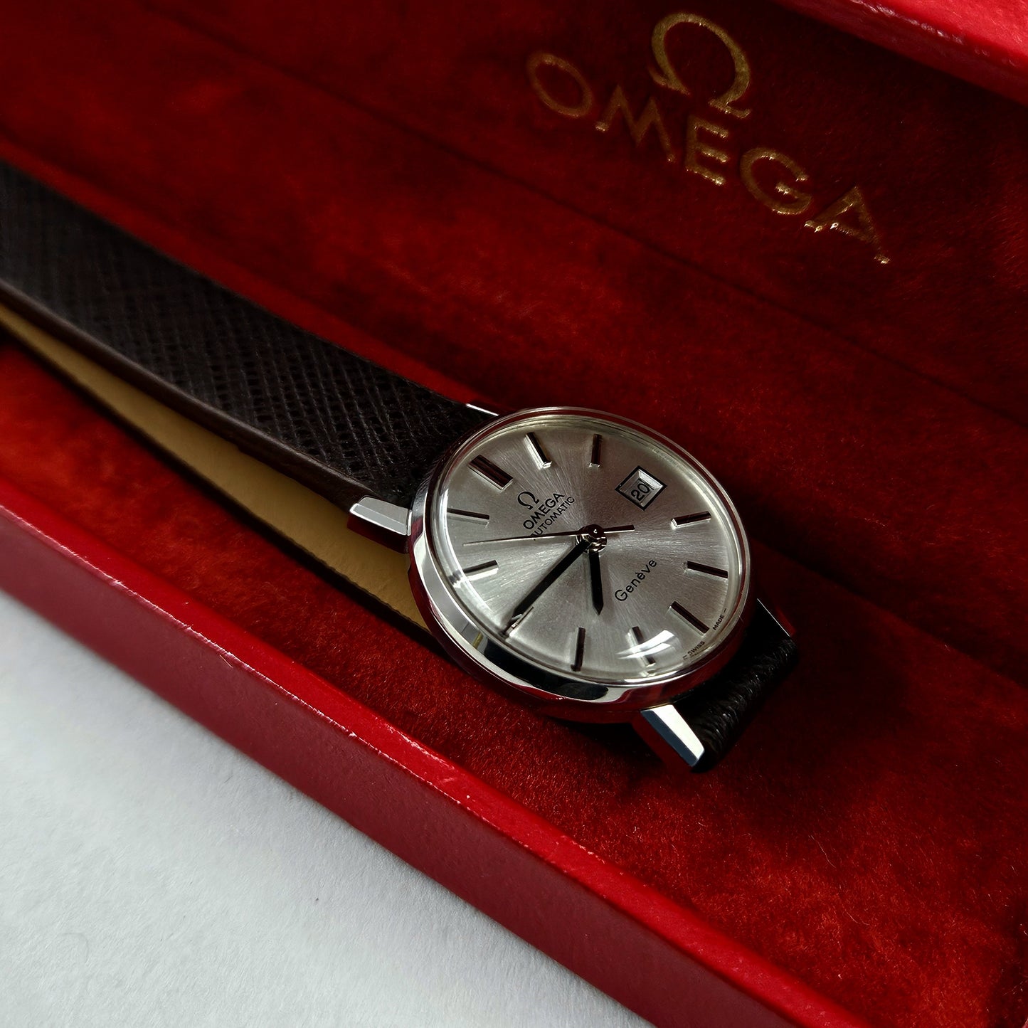 Omega Geneve 562.0018