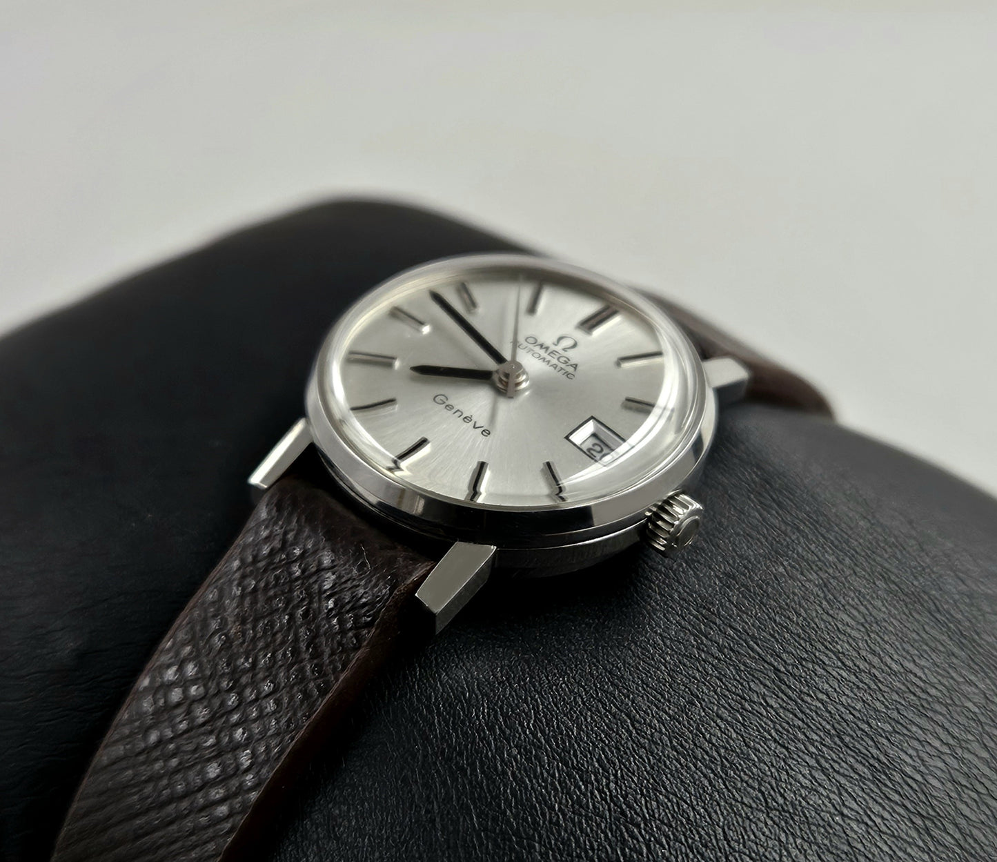 Omega Geneve 562.0018