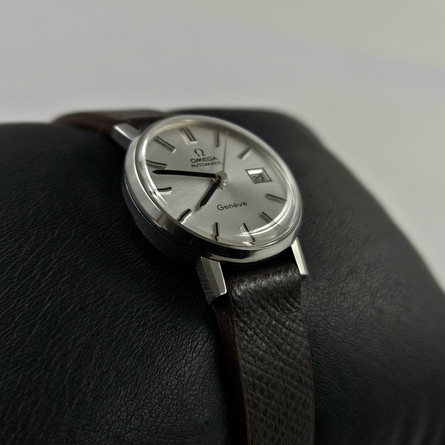 Omega Geneve 562.0018