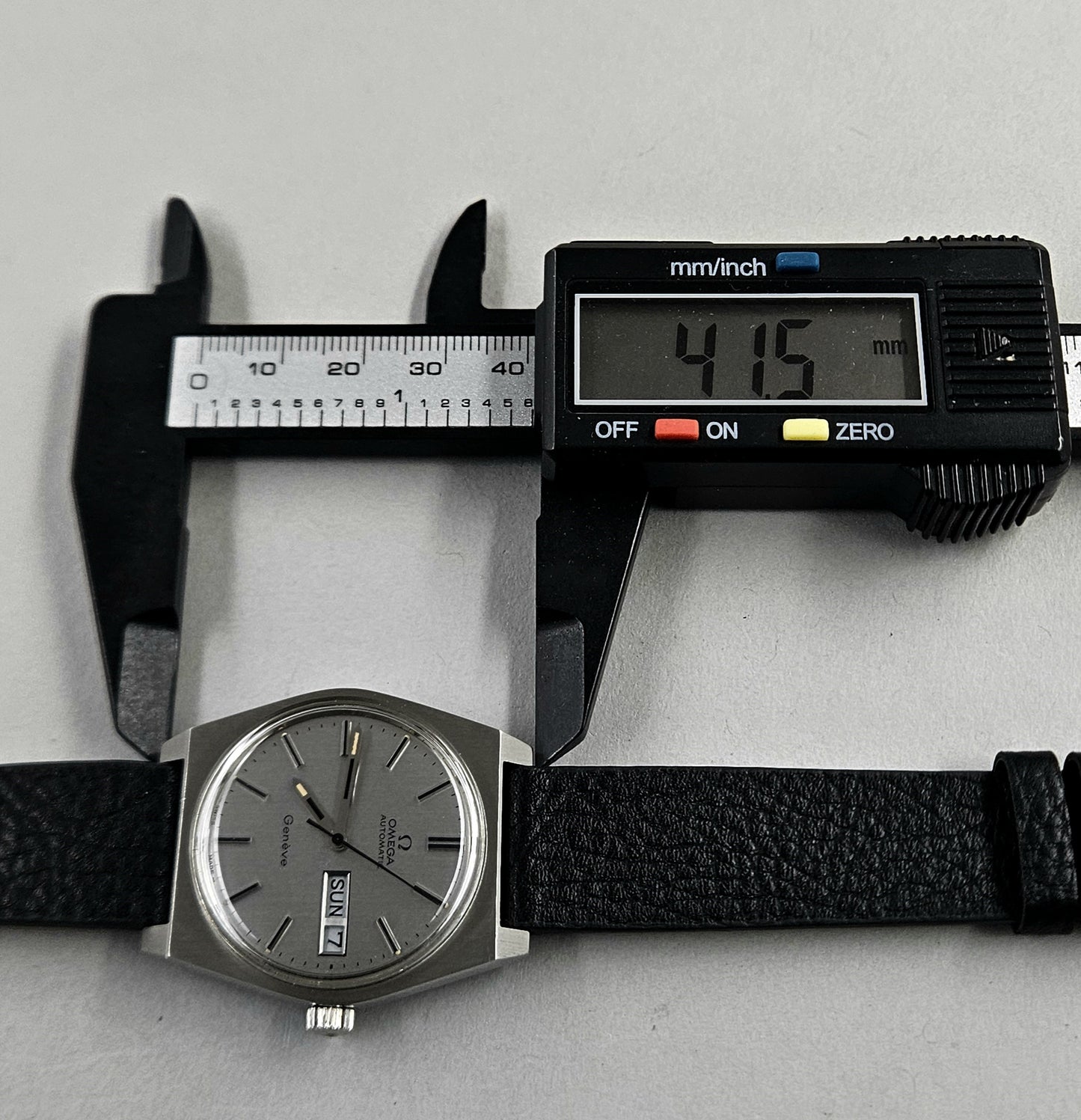 Omega Genève 166.0120