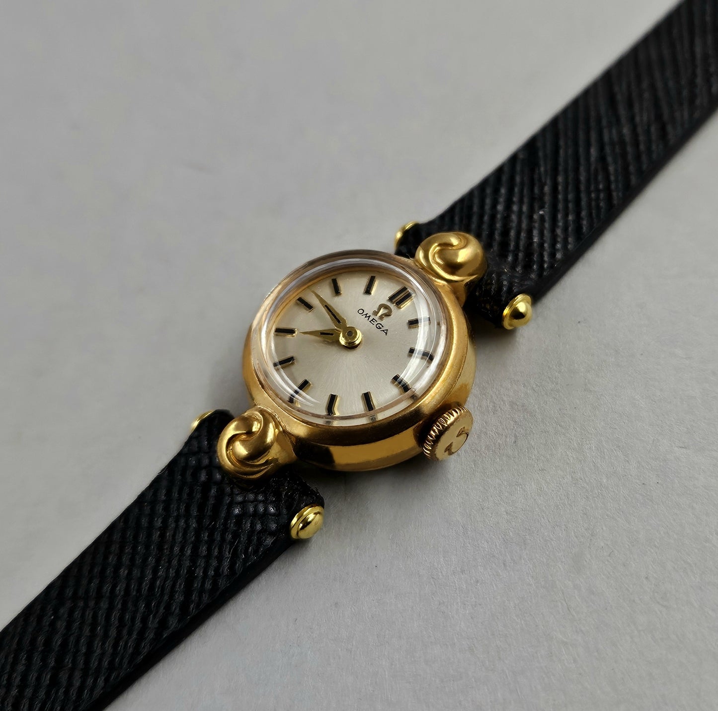 Omega Vintage Lady 10970-1
