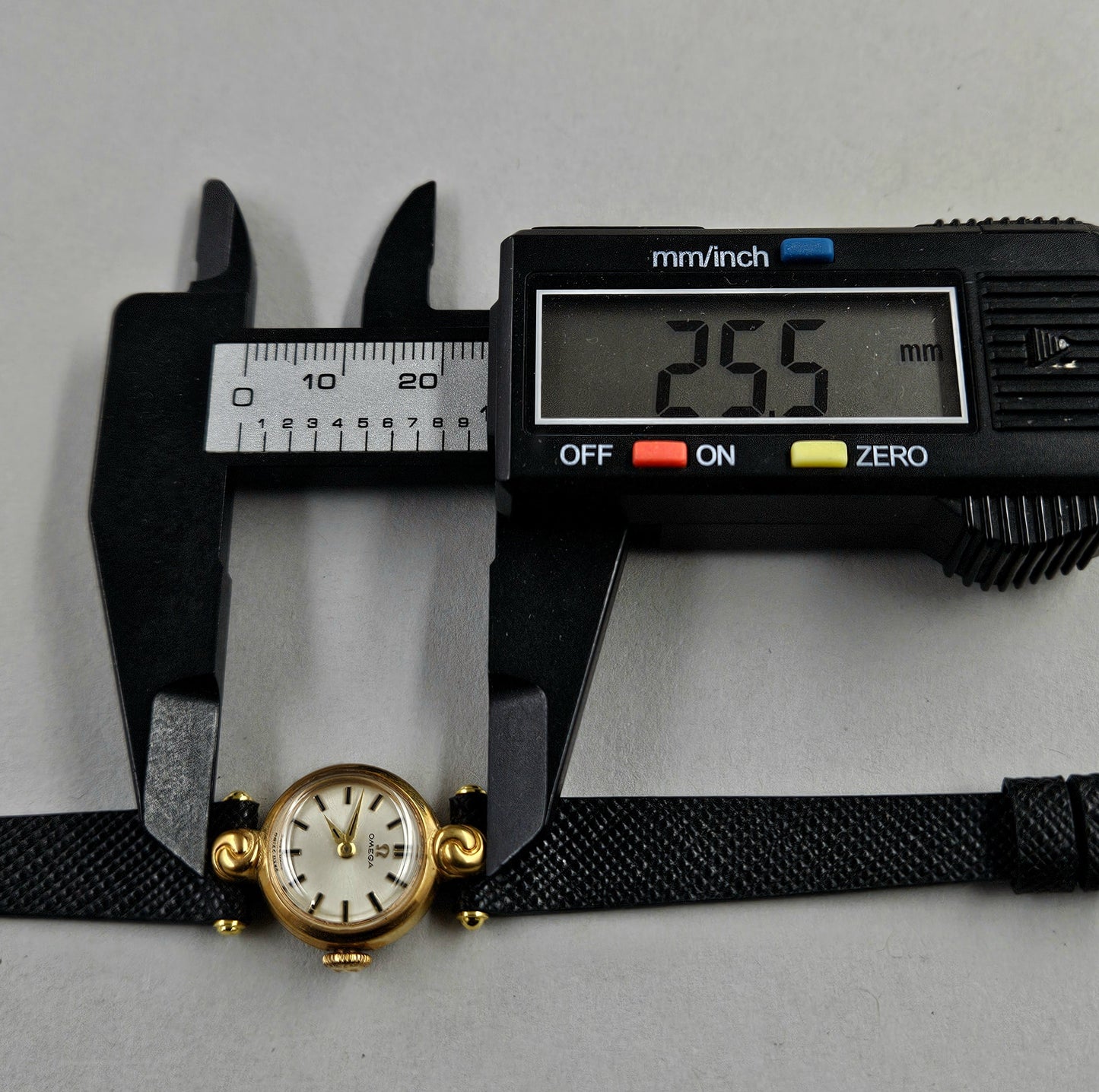 Omega Vintage Lady 10970-1
