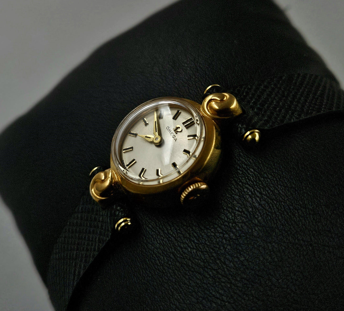 Omega Vintage Lady 10970-1