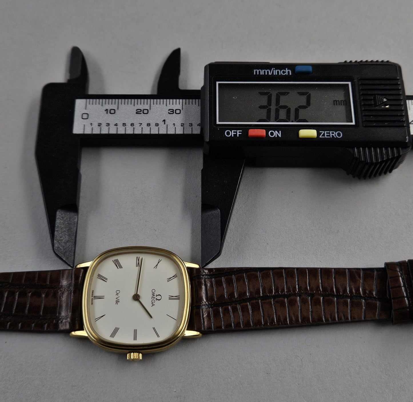 Omega De Ville 111.0157