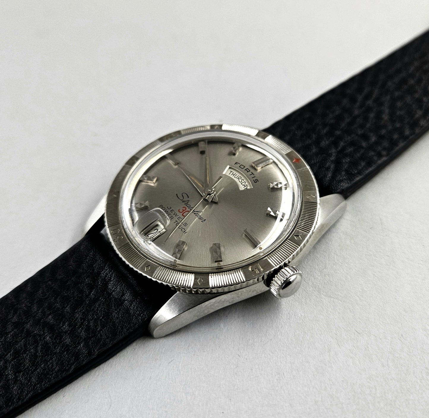 Fortis Stratoliner 6155