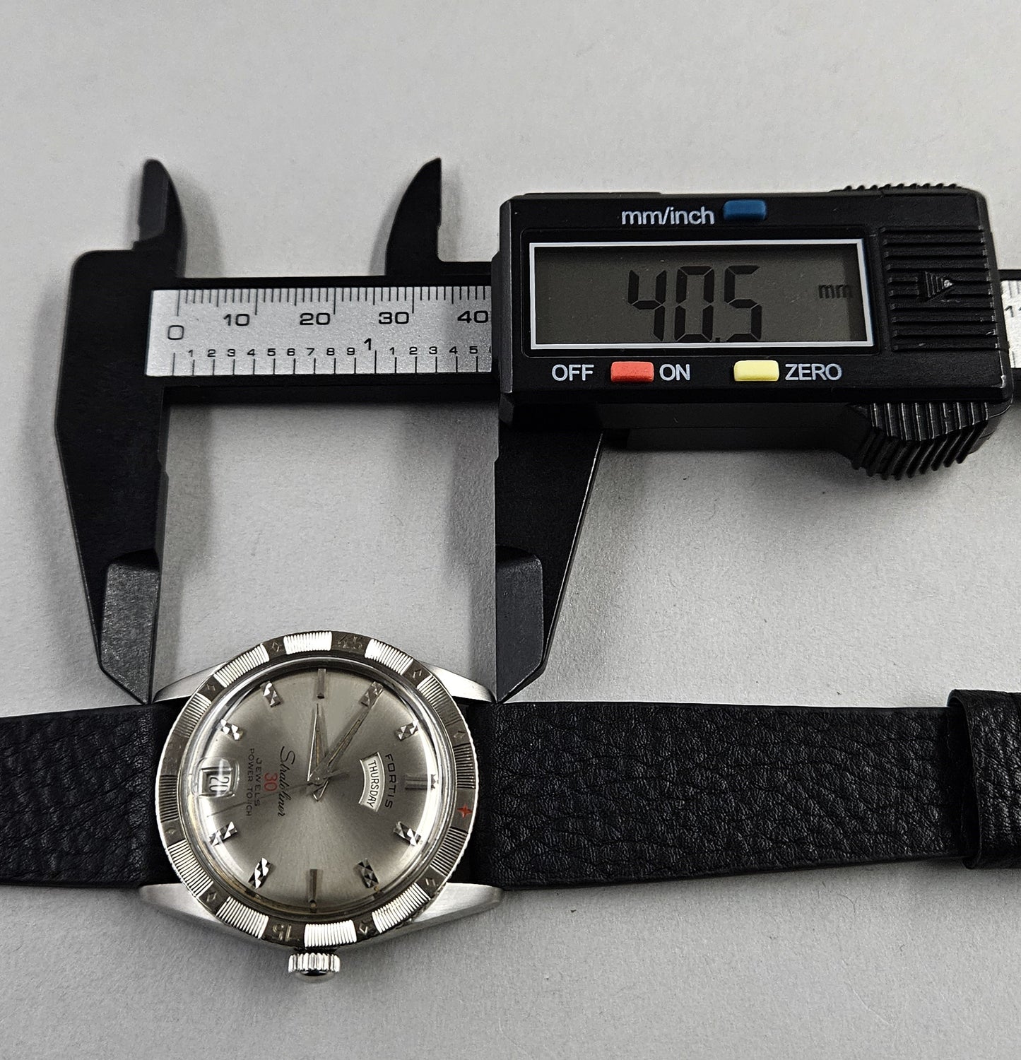 Fortis Stratoliner 6155