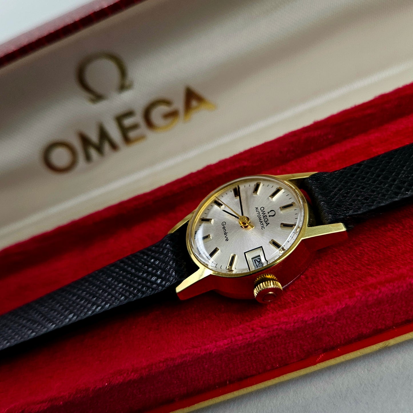 Omega Geneve Lady 562.016