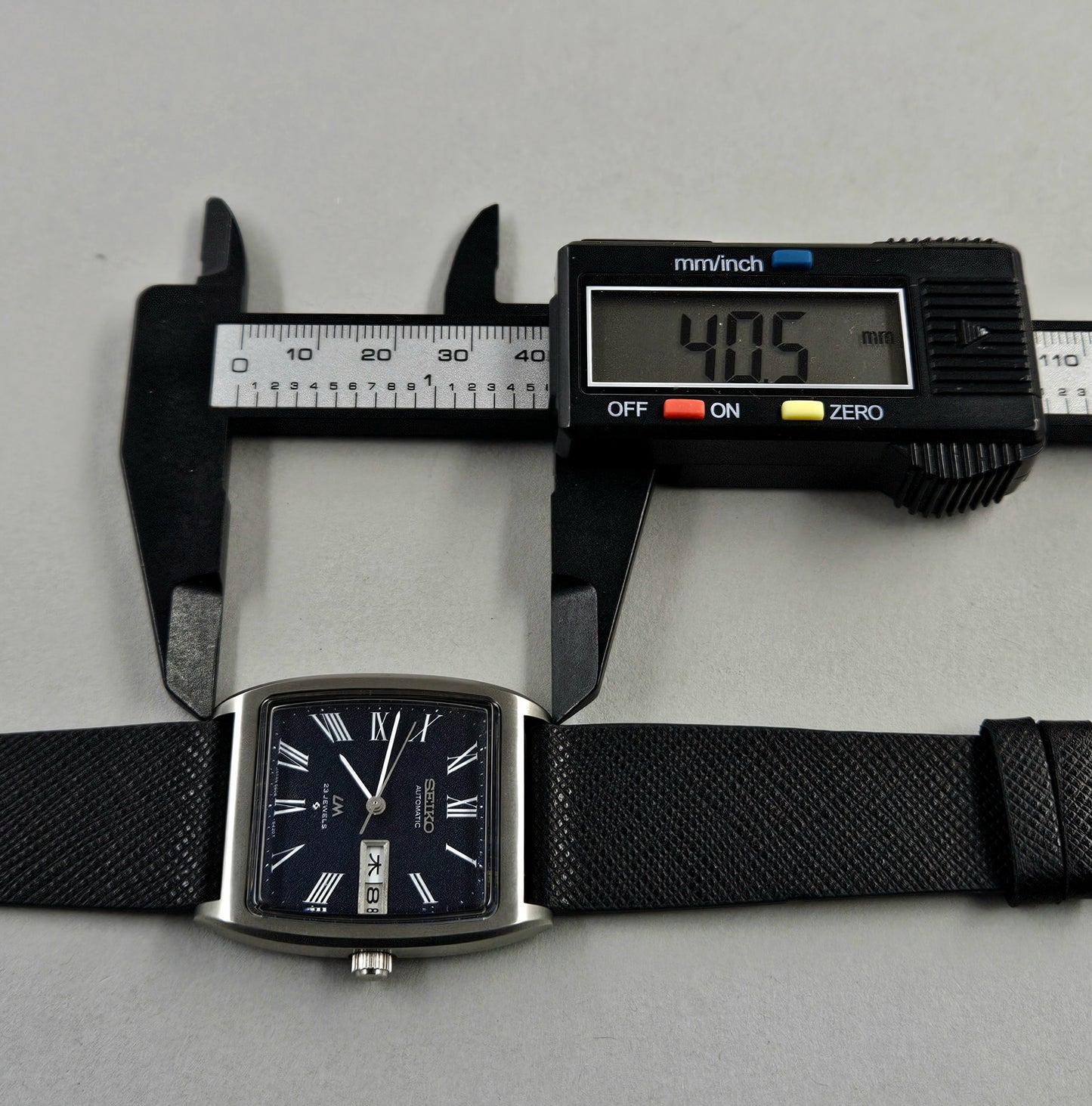 Seiko Lord Matic 5606-5220