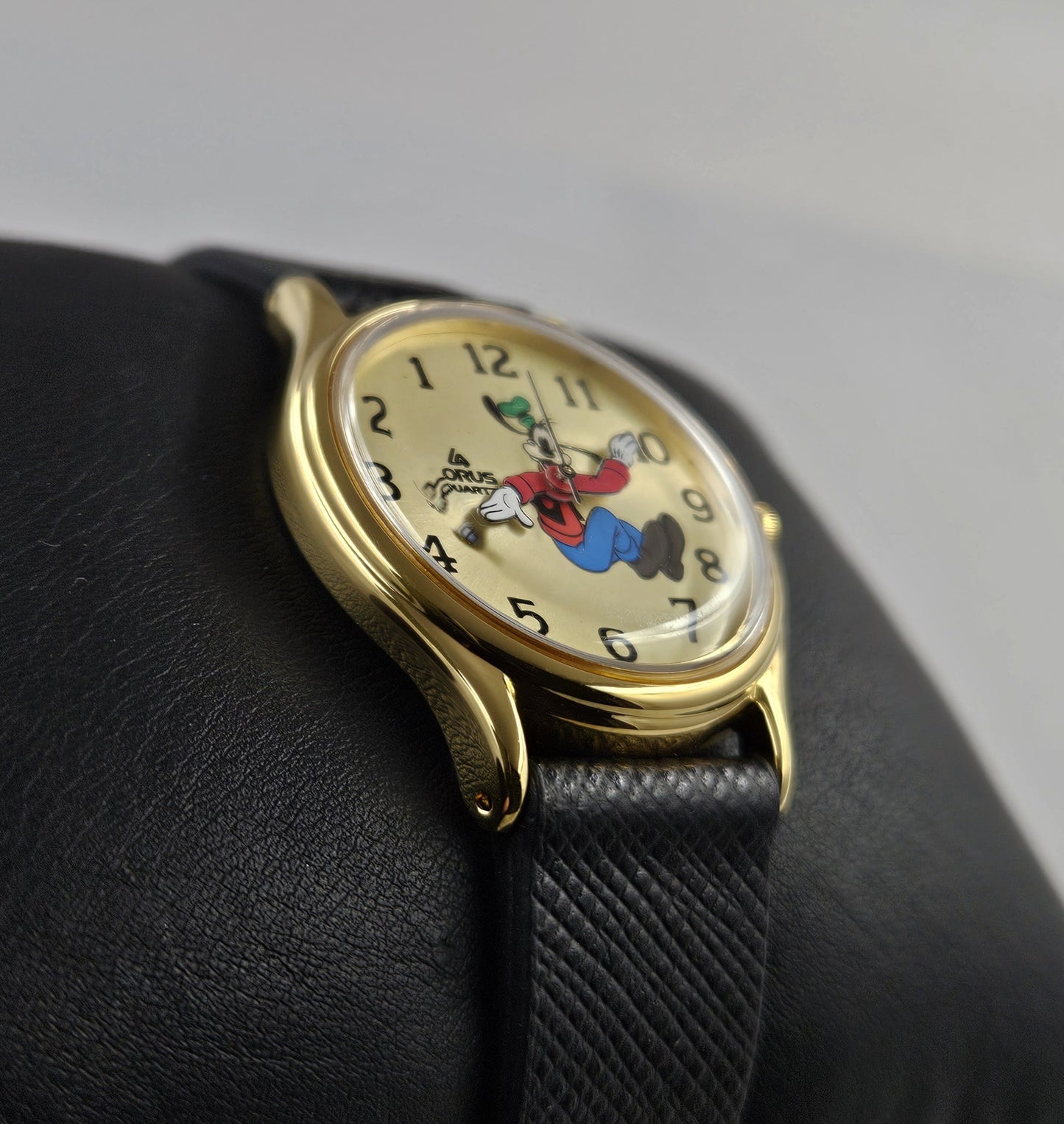 Seiko Walt Disney Pluto V516-6A00