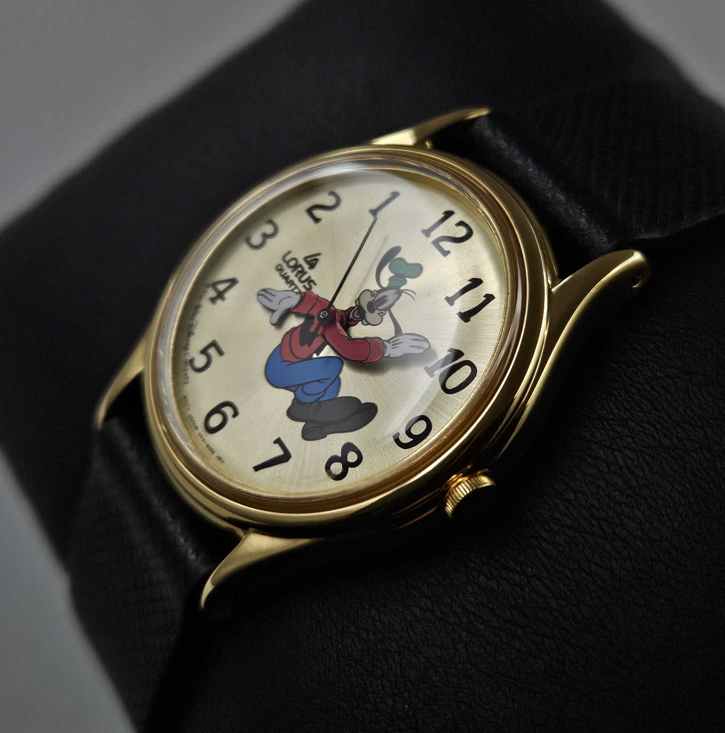 Seiko Walt Disney Pluto V516-6A00