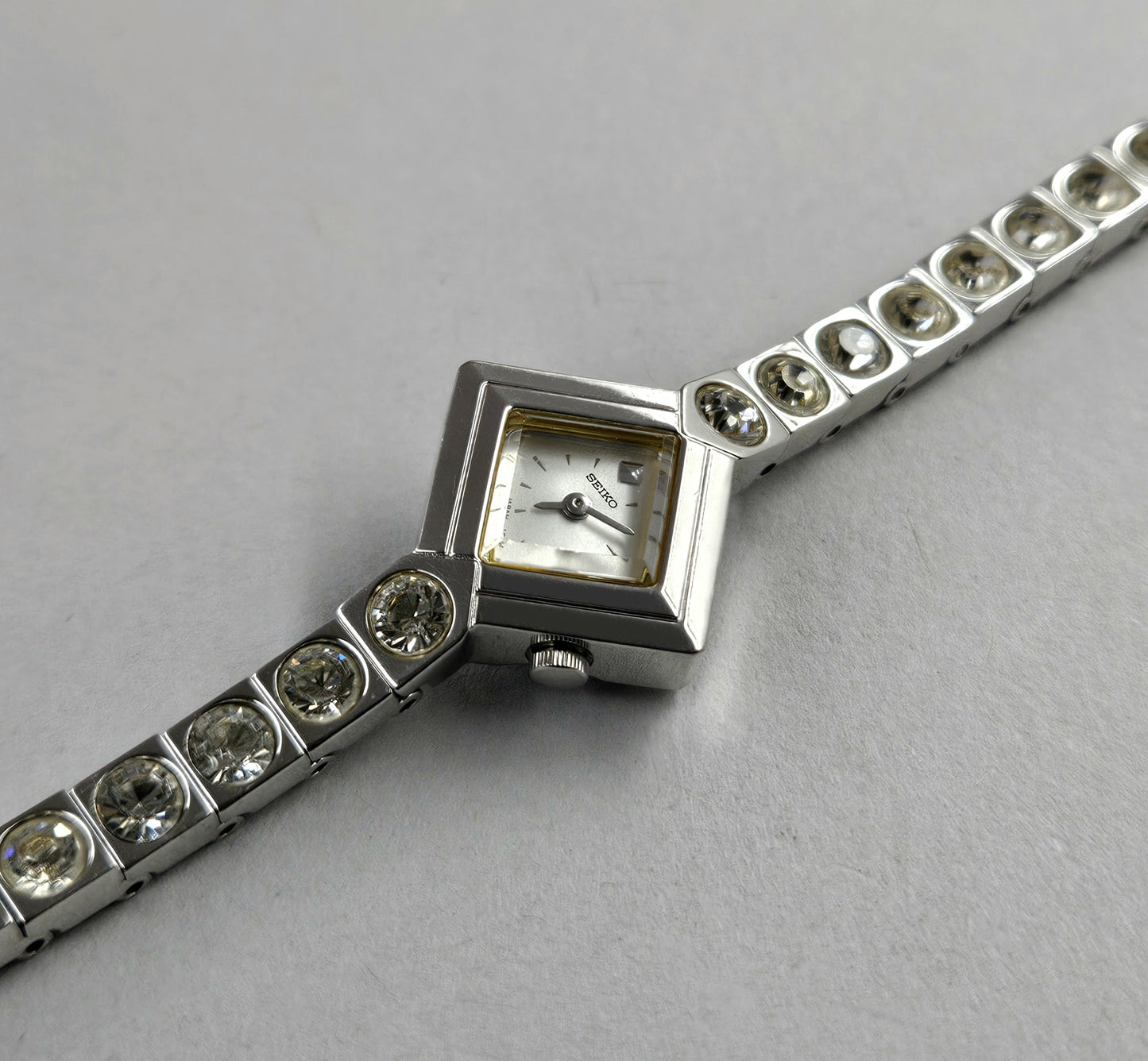 Seiko Lady 1E20-3180