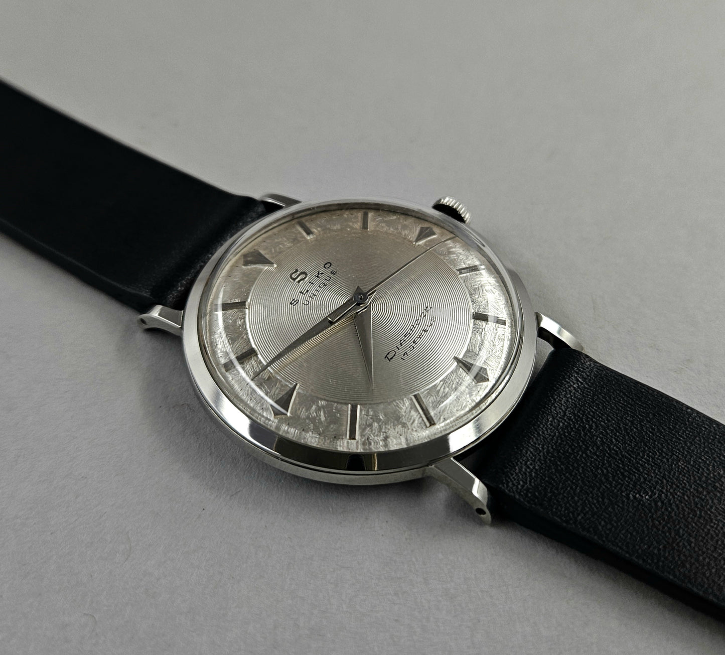 Seiko Unique J14001A