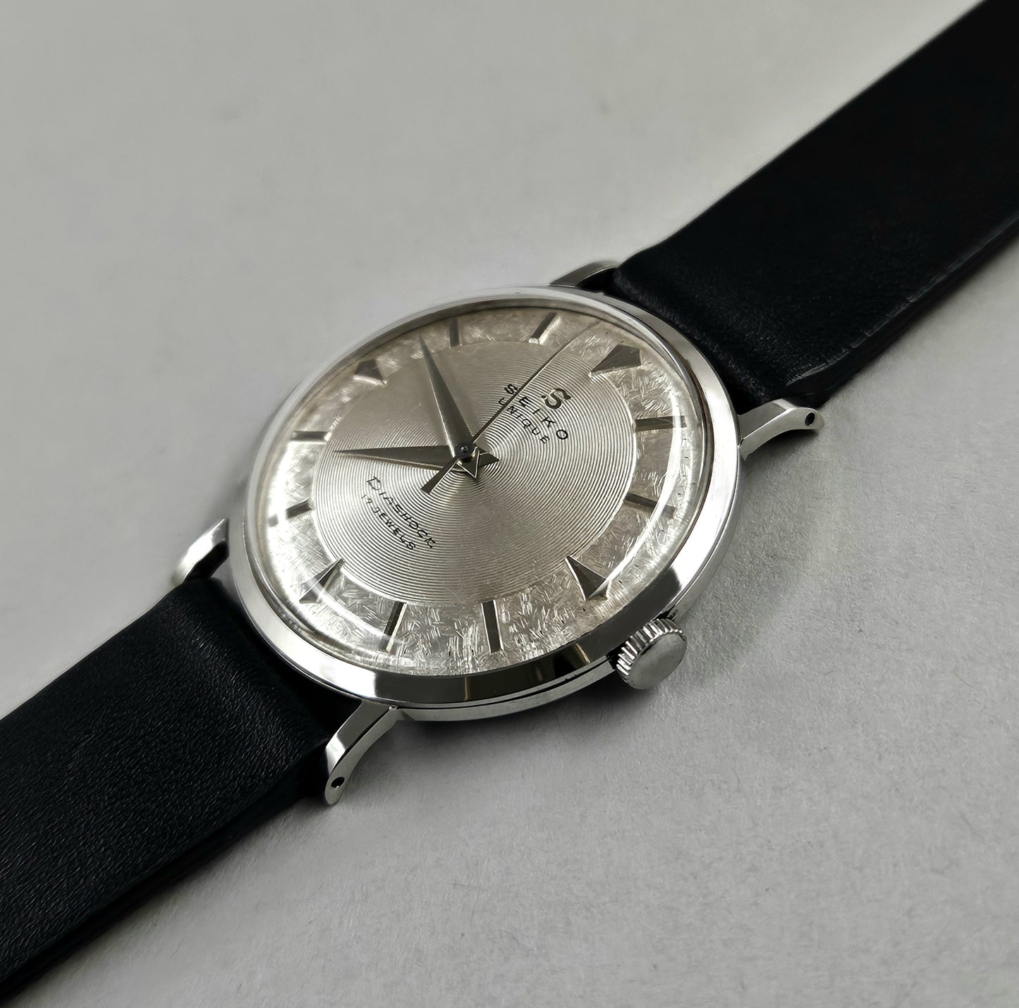 Seiko Unique J14001A