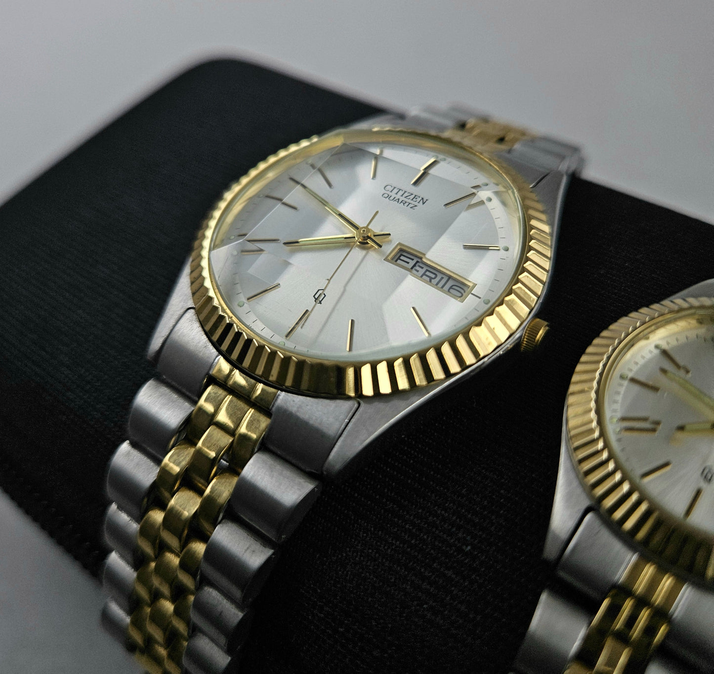 Citizen Pair Watch