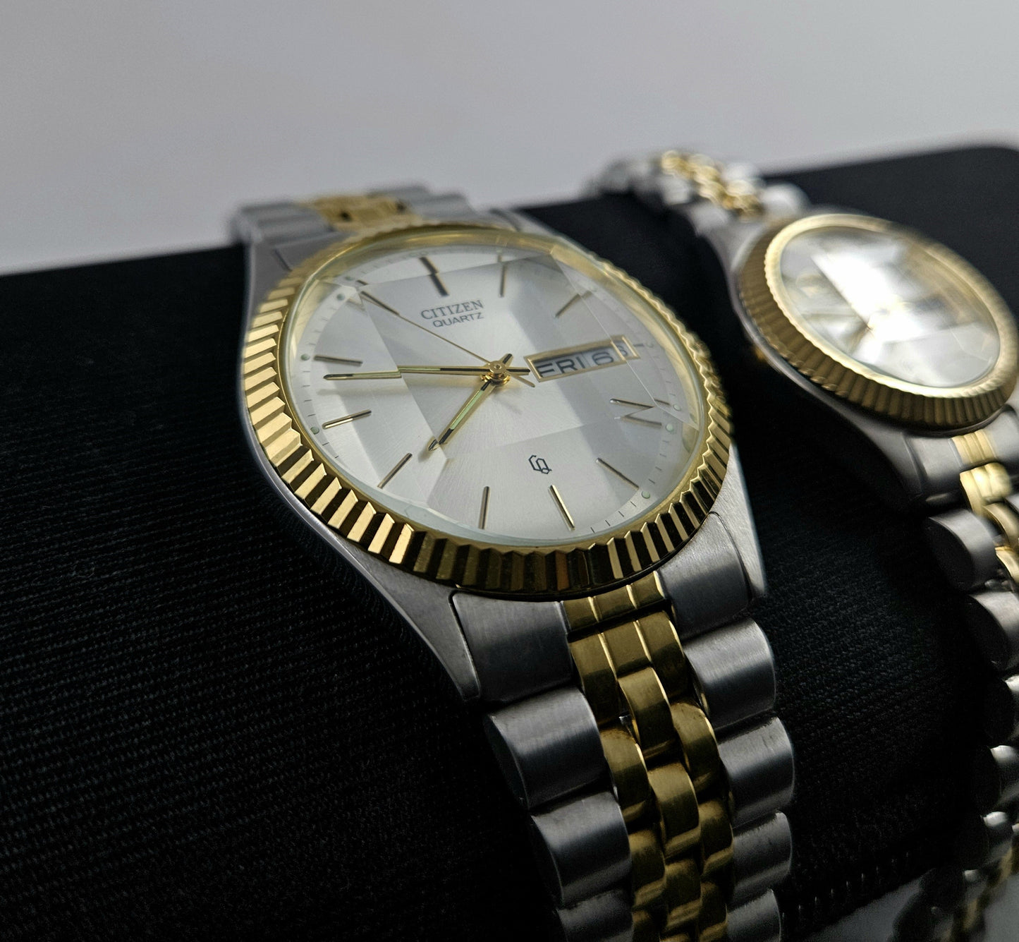 Citizen Pair Watch