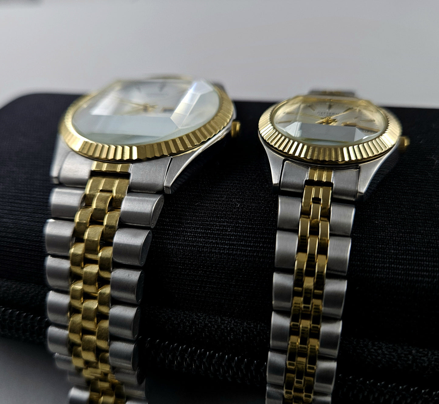 Citizen Pair Watch