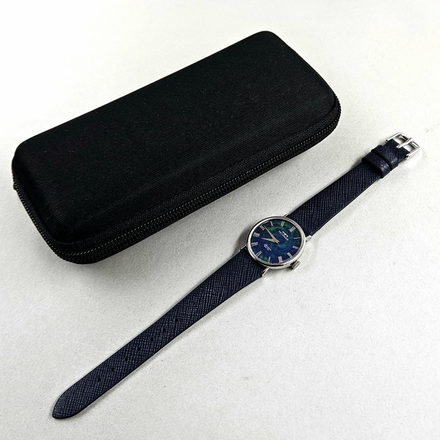 Technos Queen 6365