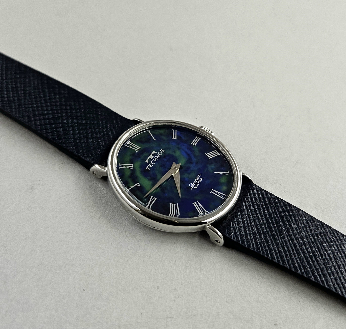 Technos Queen 6365