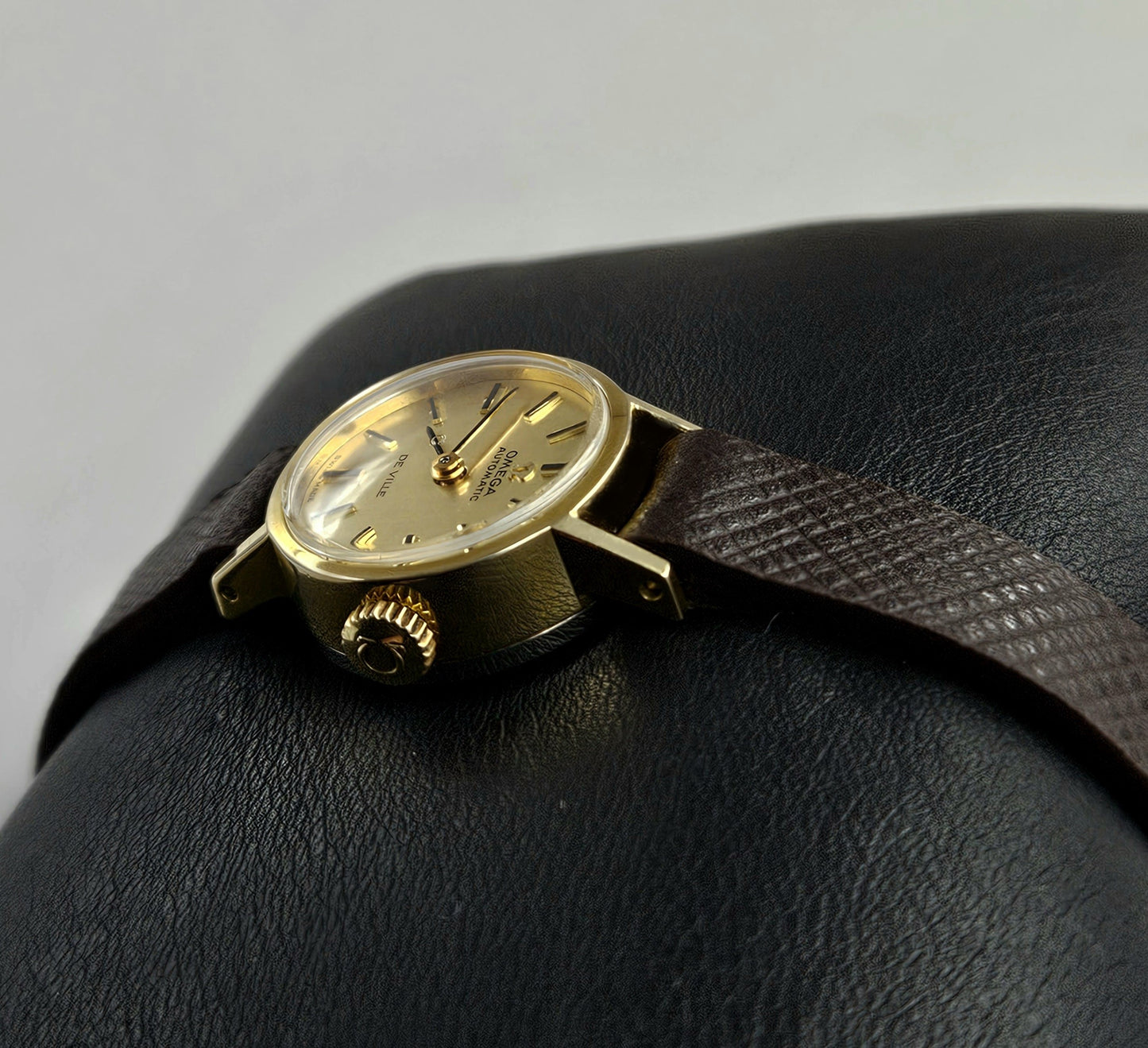 Omega De Ville Lady 551.037