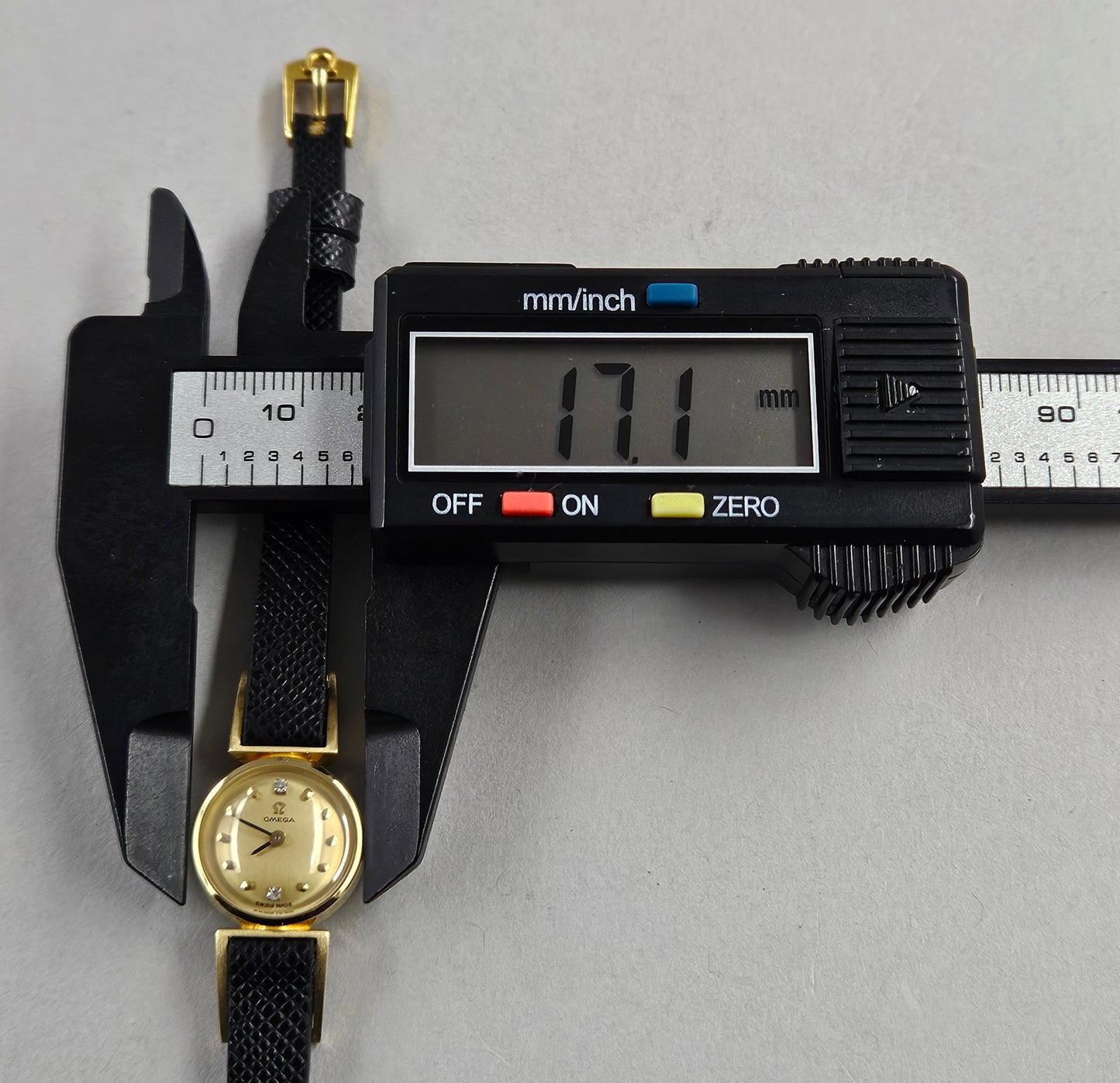 Omega Lady 18K Gold 511.199