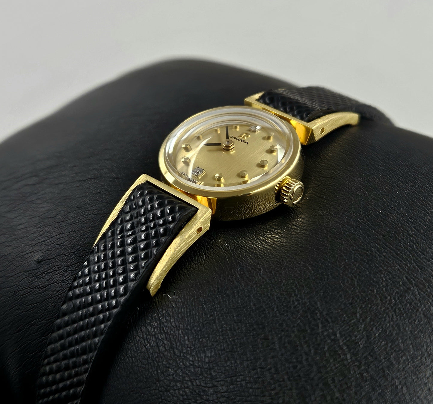 Omega Lady 18K Gold 511.199