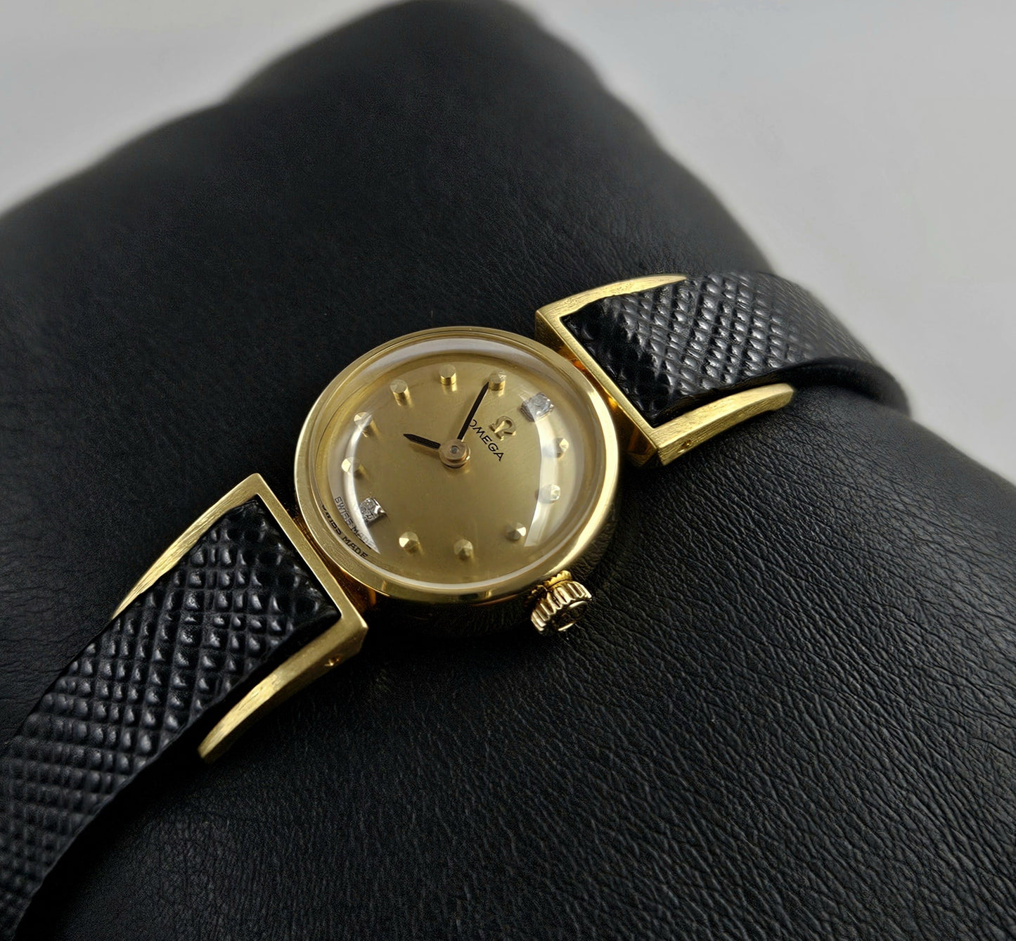 Omega Lady 18K Gold 511.199