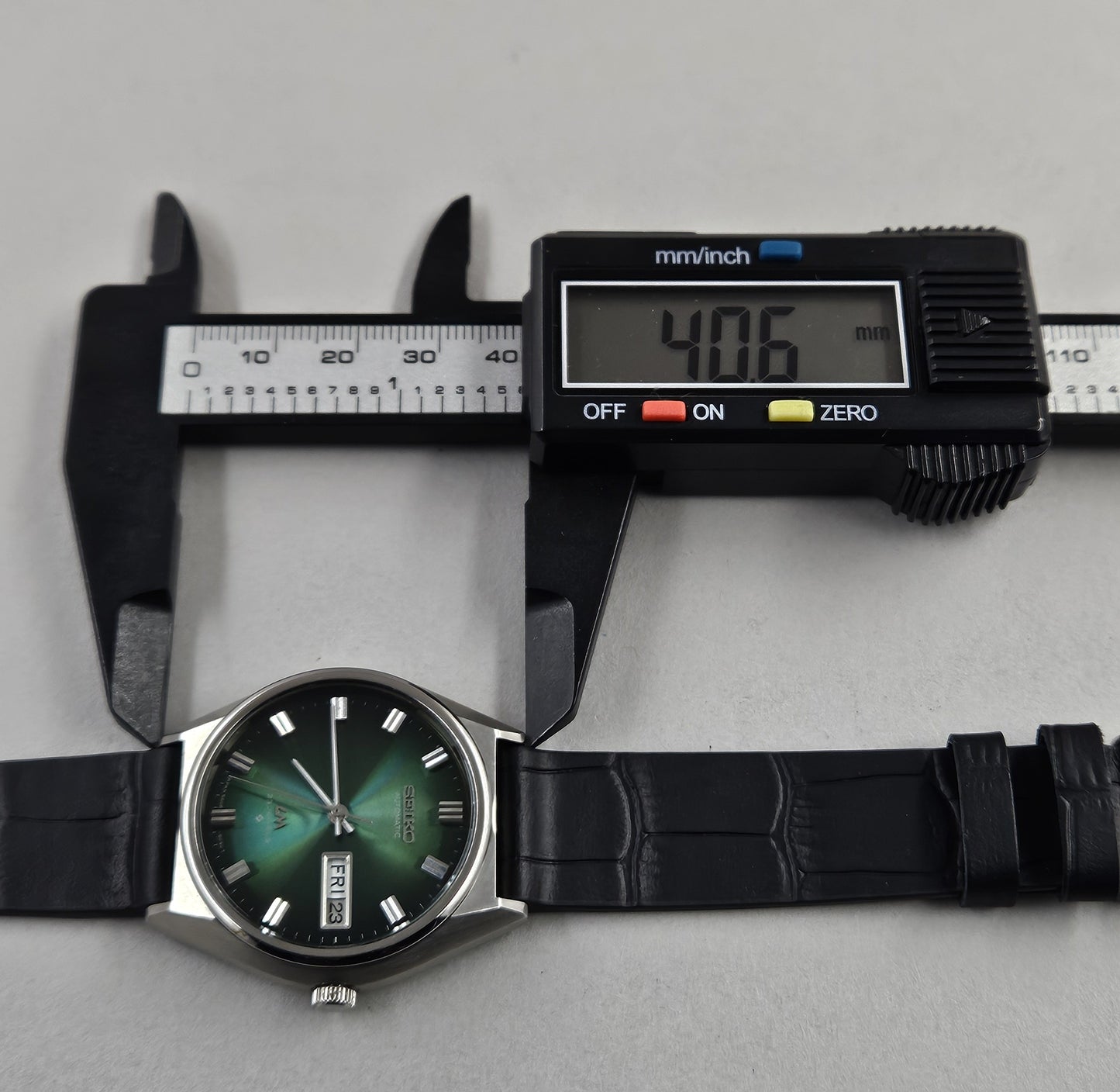 Seiko Lord Matic 5606-8130
