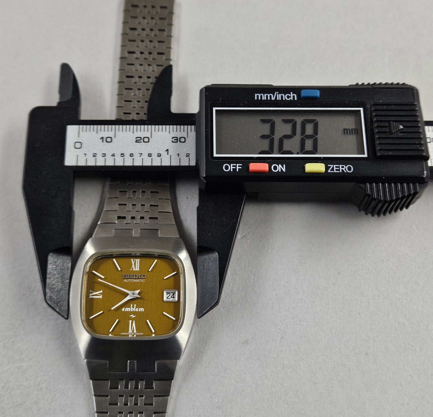 Seiko Emblem 2418-3020