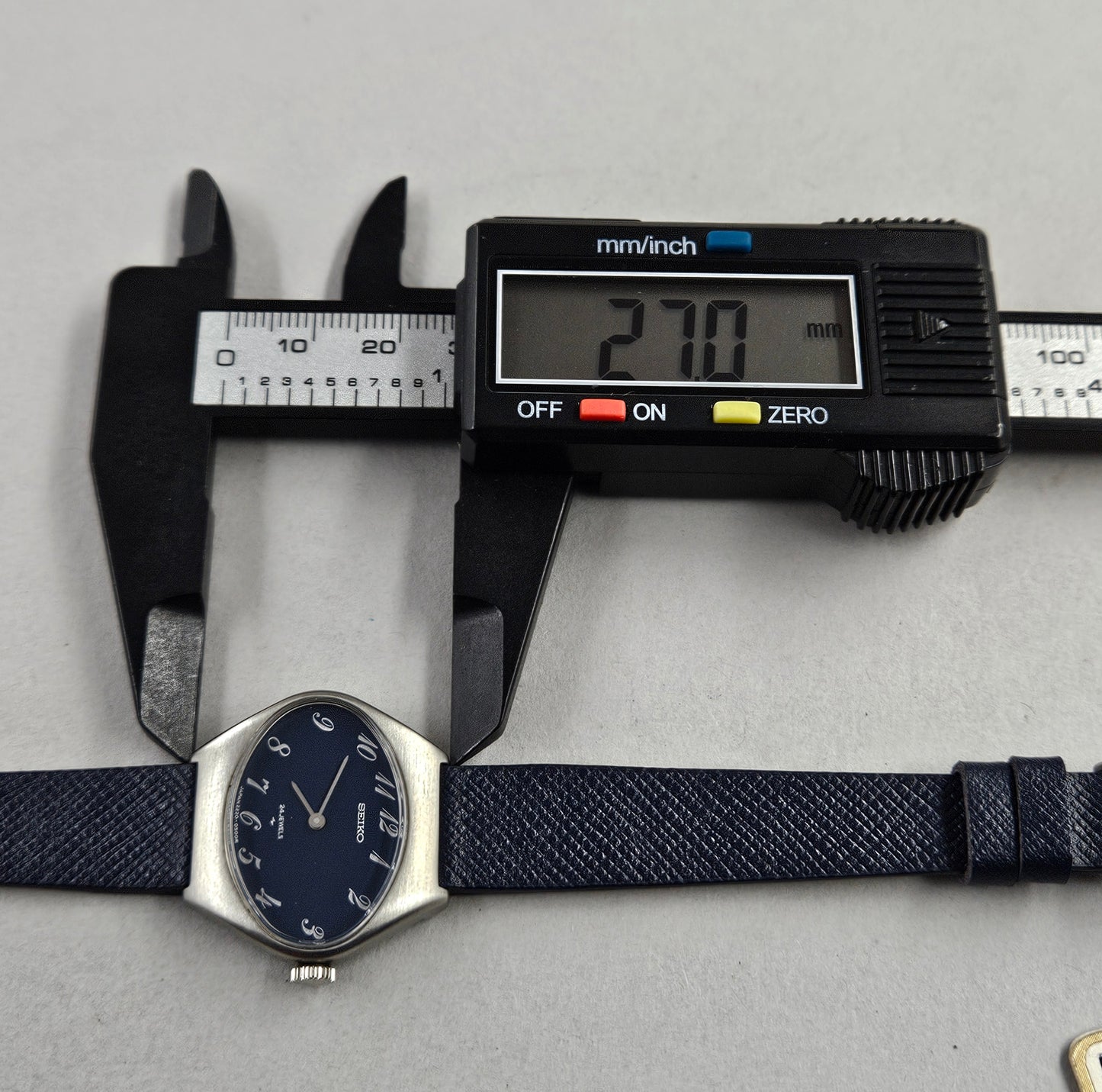 Seiko Lady 2220-7090