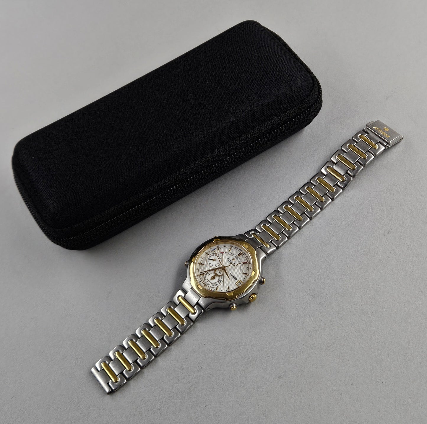 Seiko Asterisk 6M13-7040