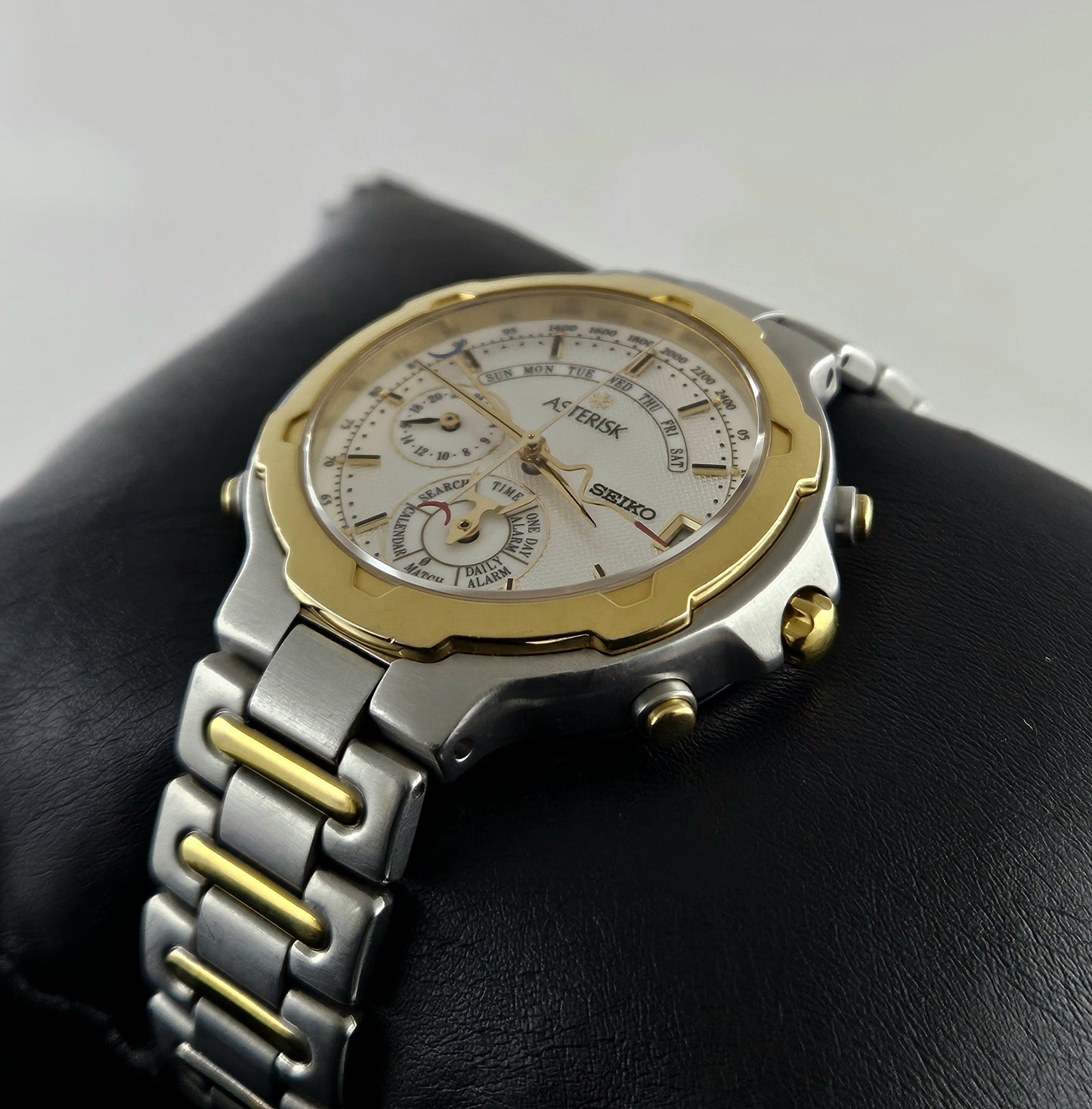 Seiko Asterisk 6M13-7040