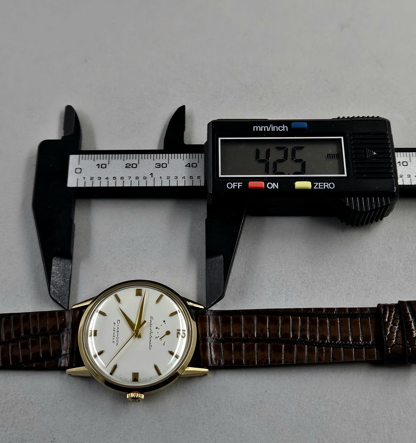 Seiko J14003