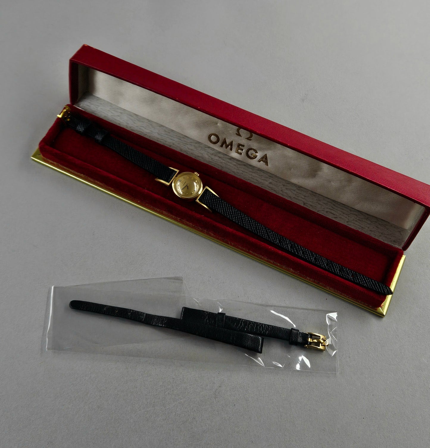 Omega Lady 18K Gold 511.199