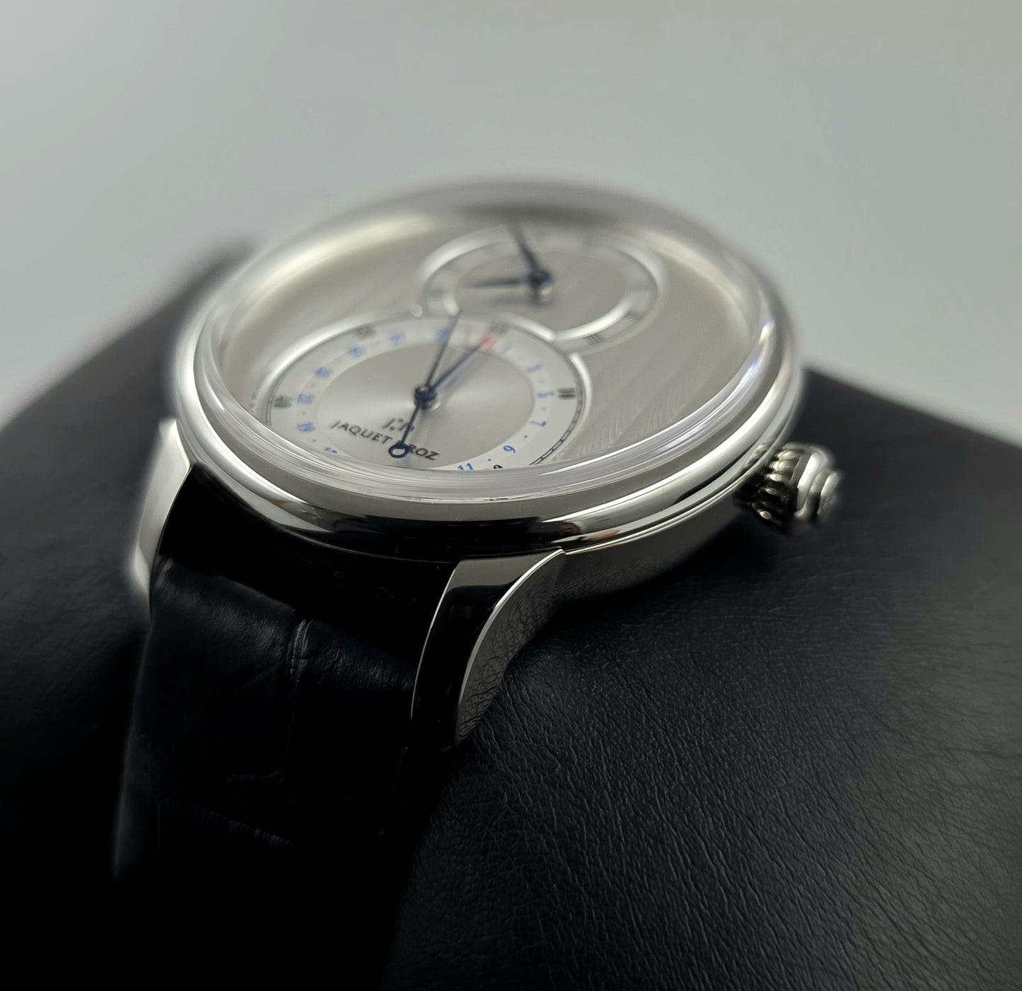 Jaquet Droz Grande Seconde Circled GSQ 39-55-SW