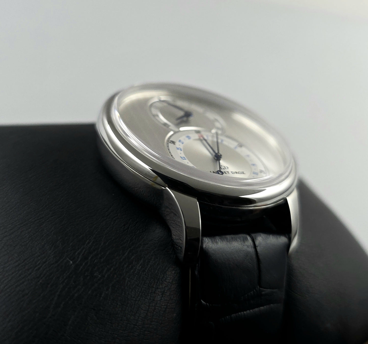 Jaquet Droz Grande Seconde Circled GSQ 39-55-SW